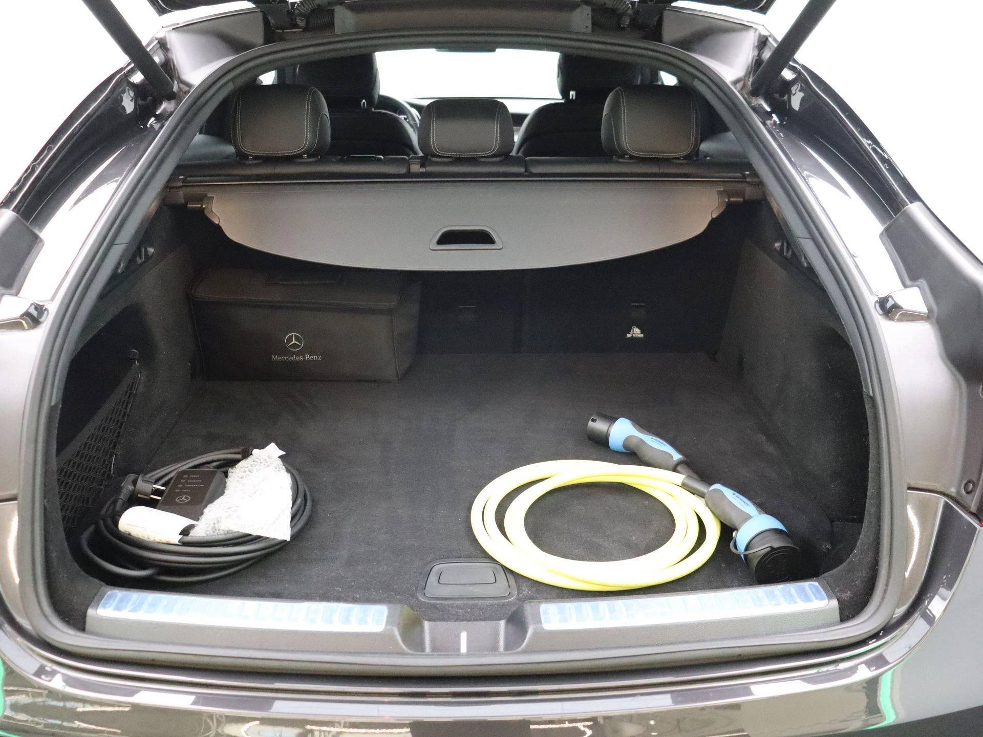 Mercedes-Benz GLC 300 de 4M Business Solution Coupé + LEDER + CARPLAY +