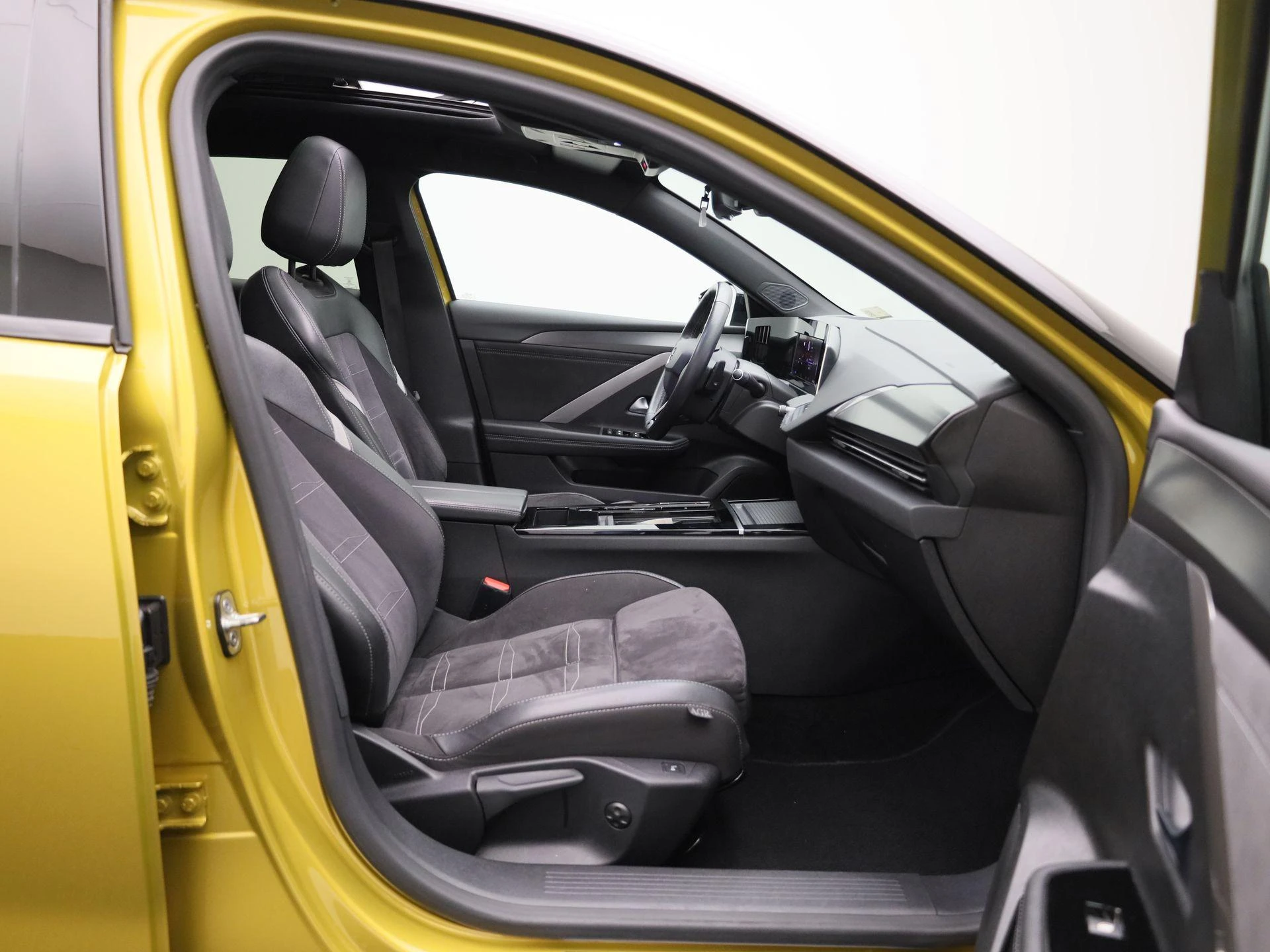 Opel-Astra-image-37