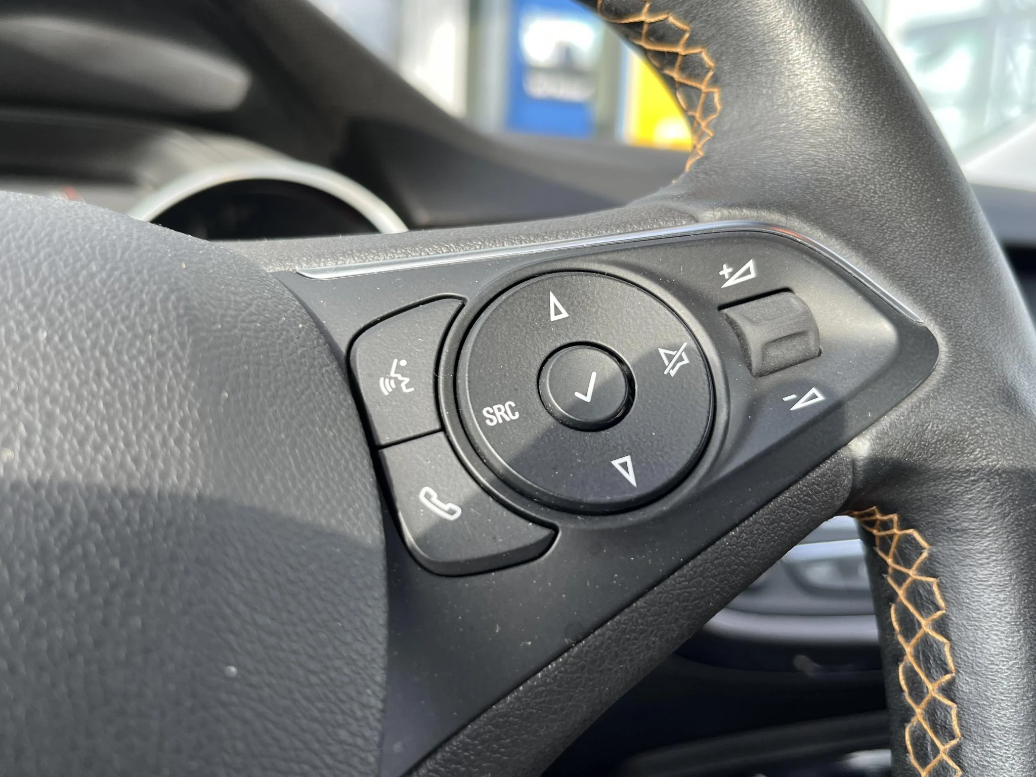 Opel-Crossland X-image-28