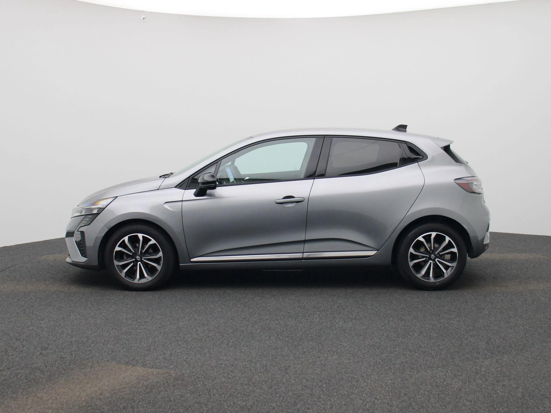 Renault-Clio-image-3