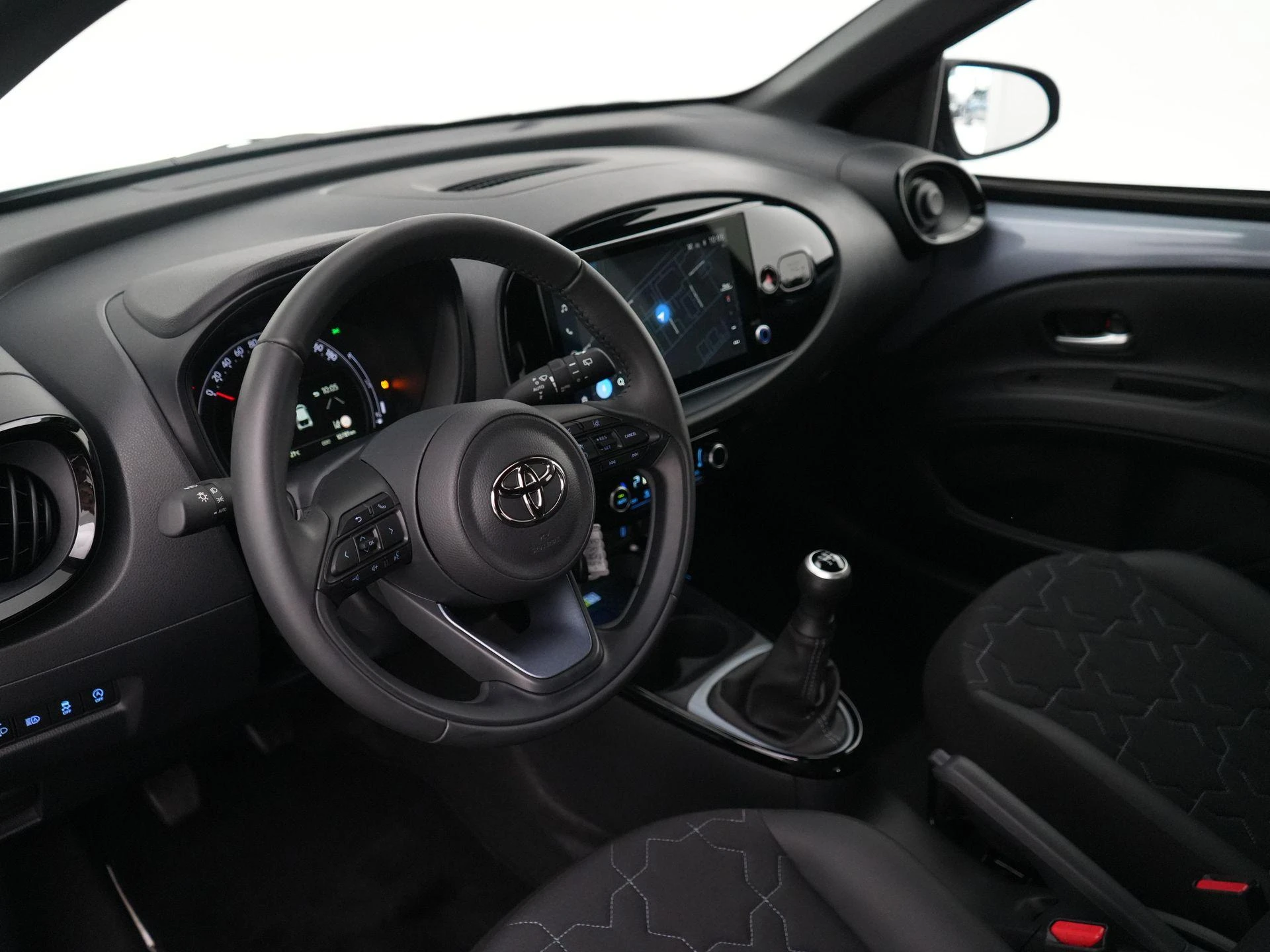 Toyota Aygo X 1.0 VVT-i MT Envy