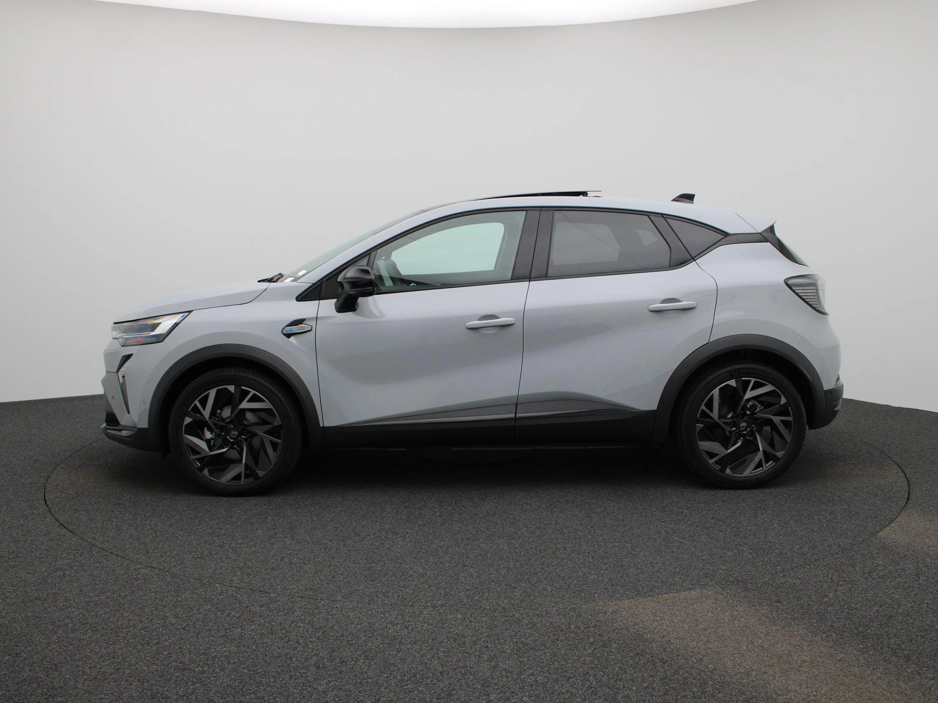 Renault-Captur-image-3
