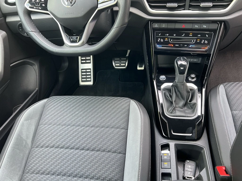 Volkswagen-T-Roc-image-8