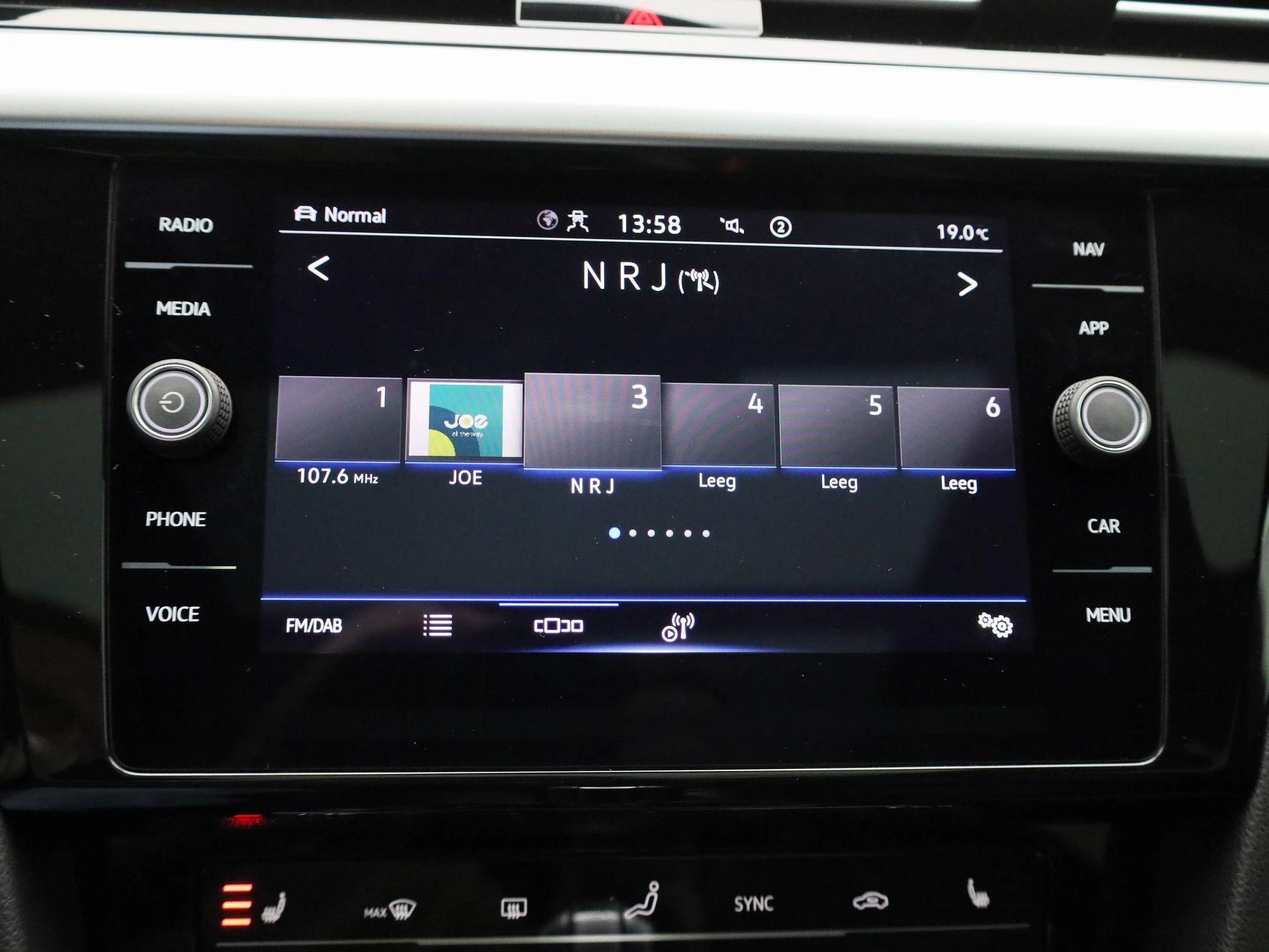 Volkswagen-Arteon-image-18