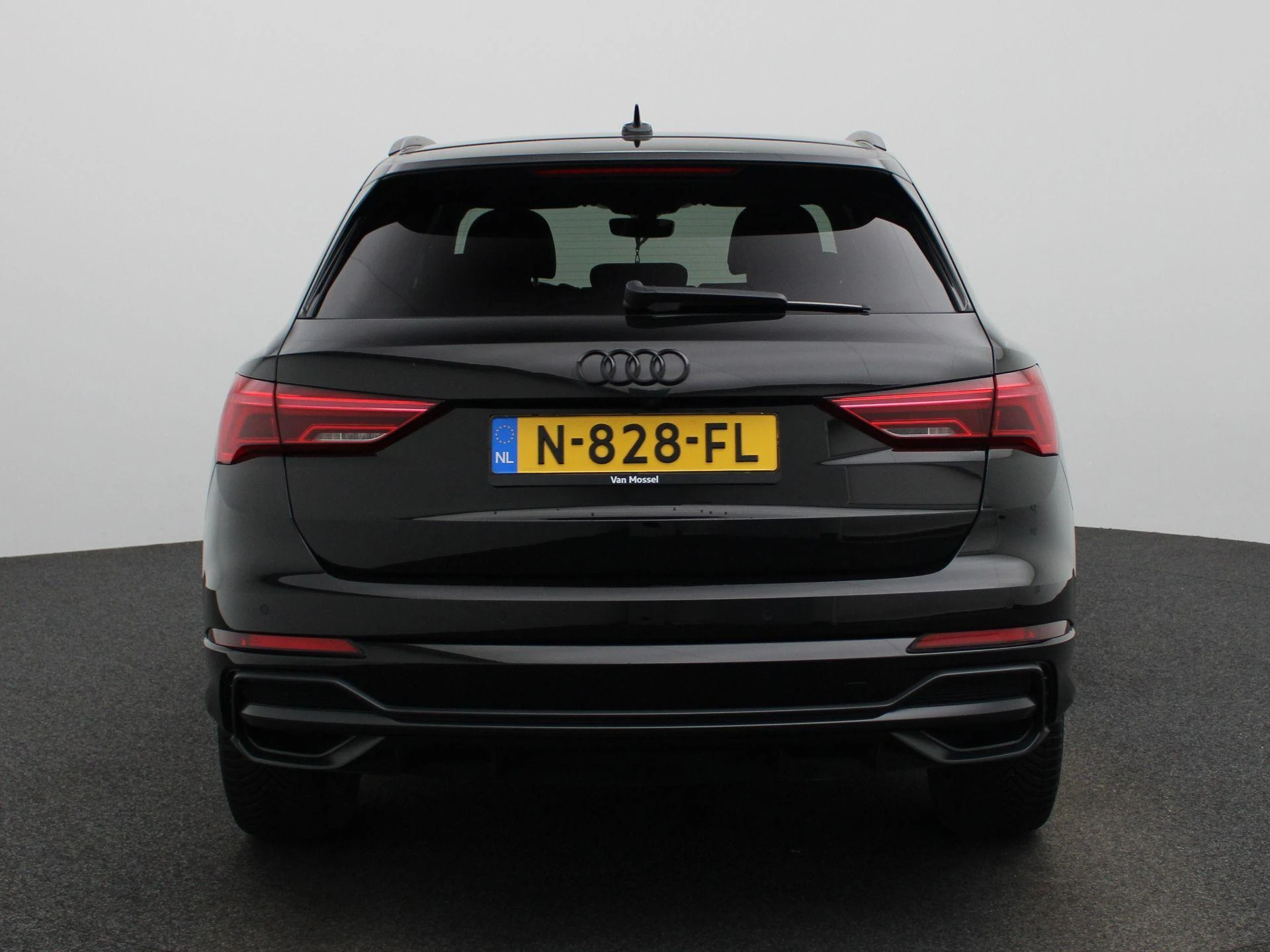 Audi-Q3-image-4