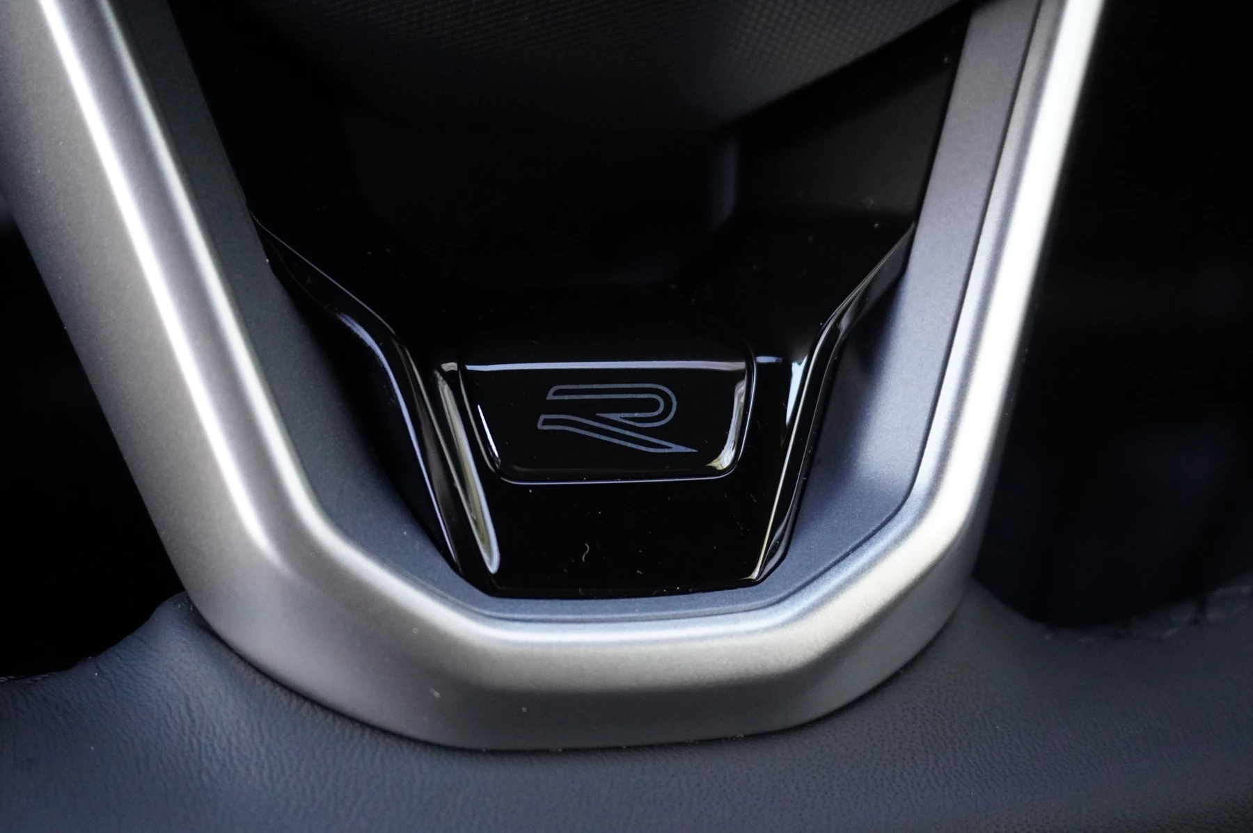 Volkswagen-Tiguan-image-32