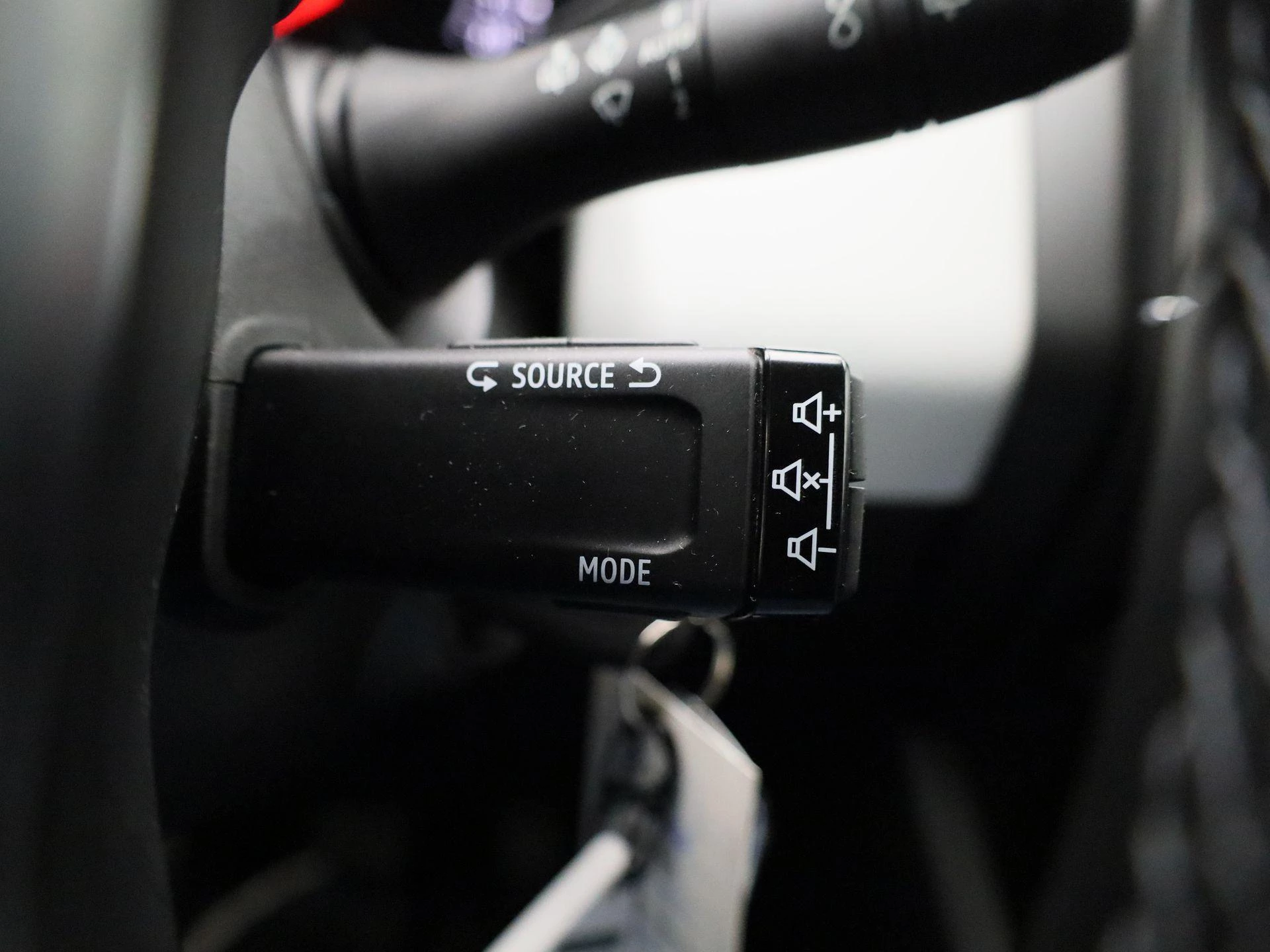Renault-Clio-image-22