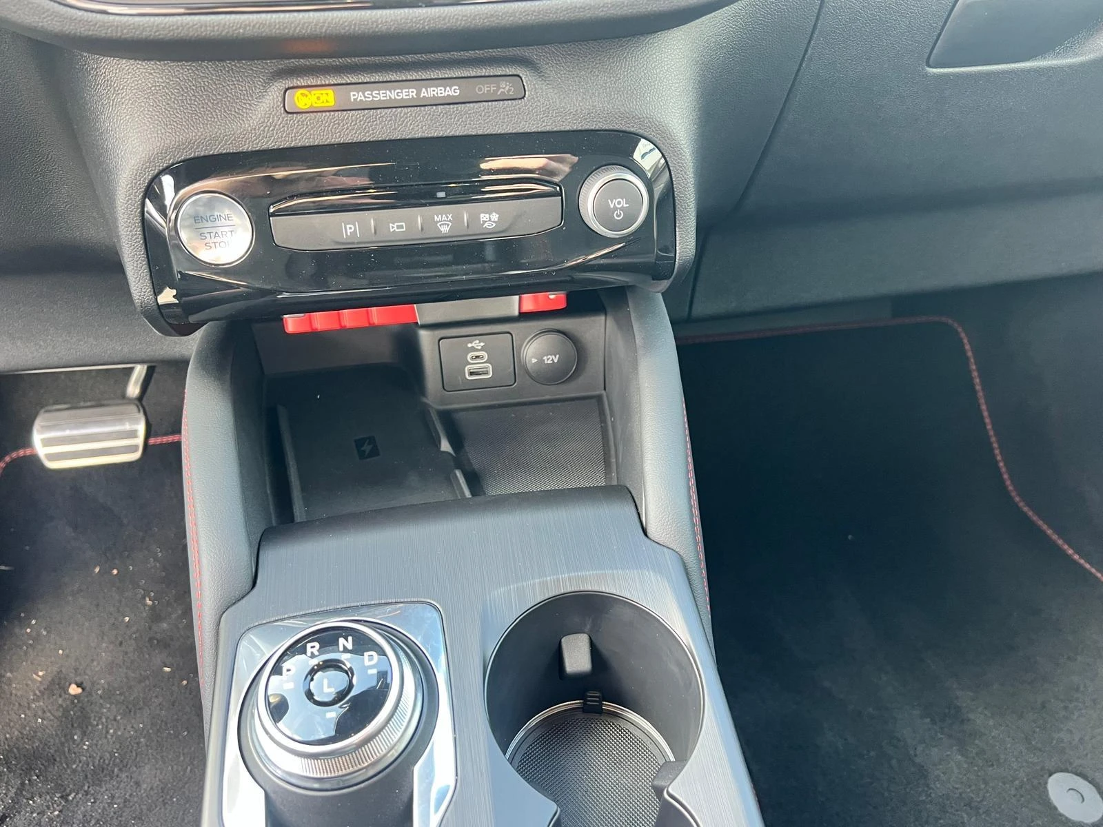 Ford-Kuga-image-13