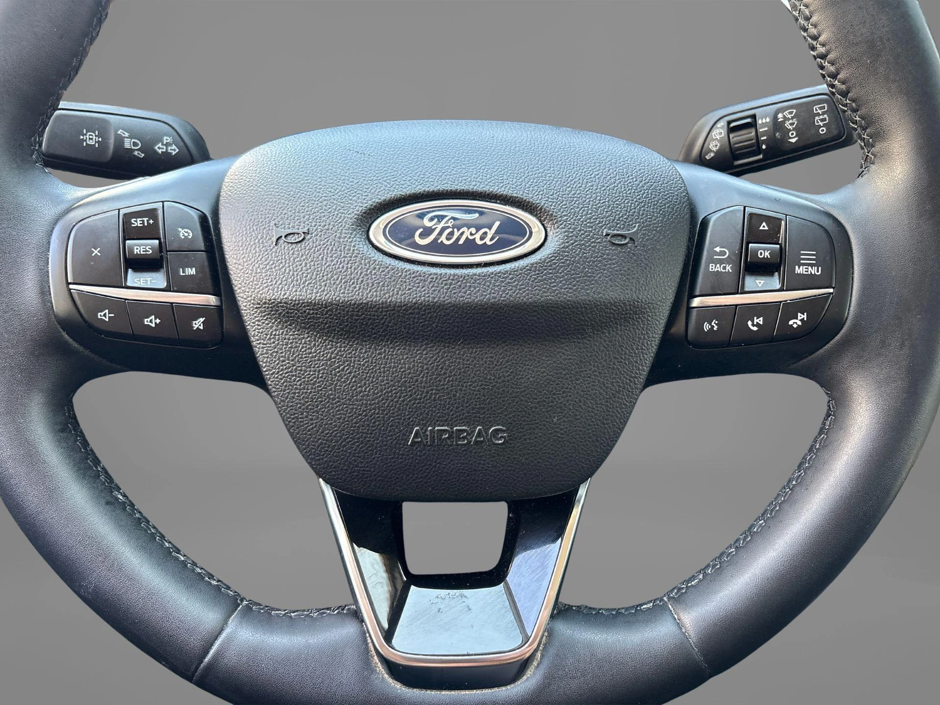 Ford-Kuga-image-27