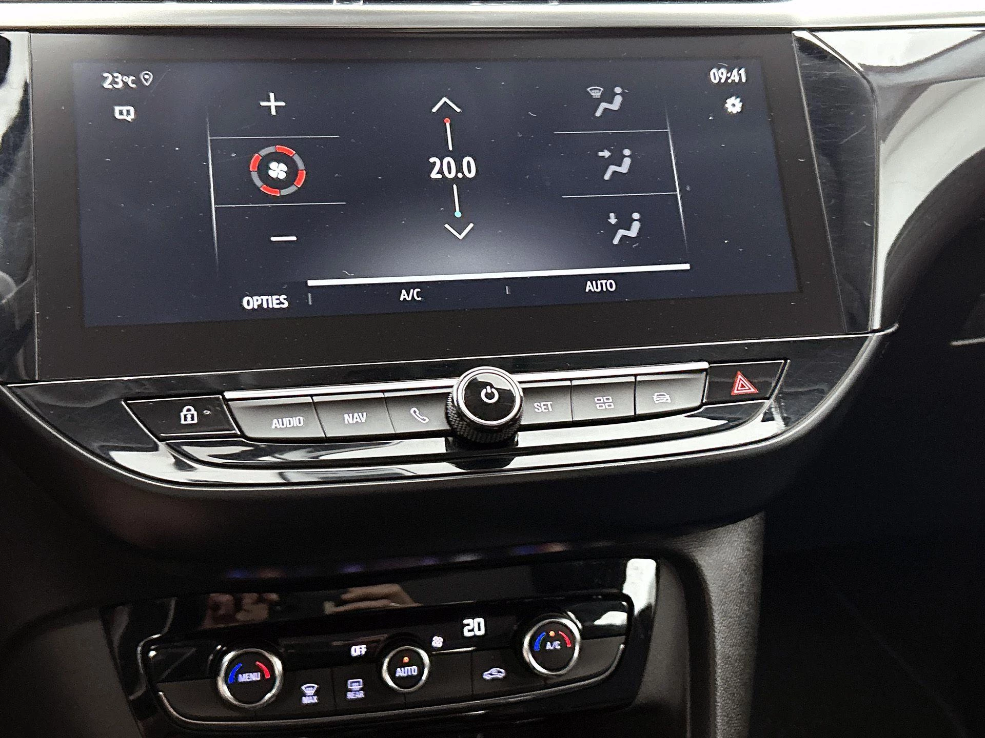 Opel-Corsa-image-14