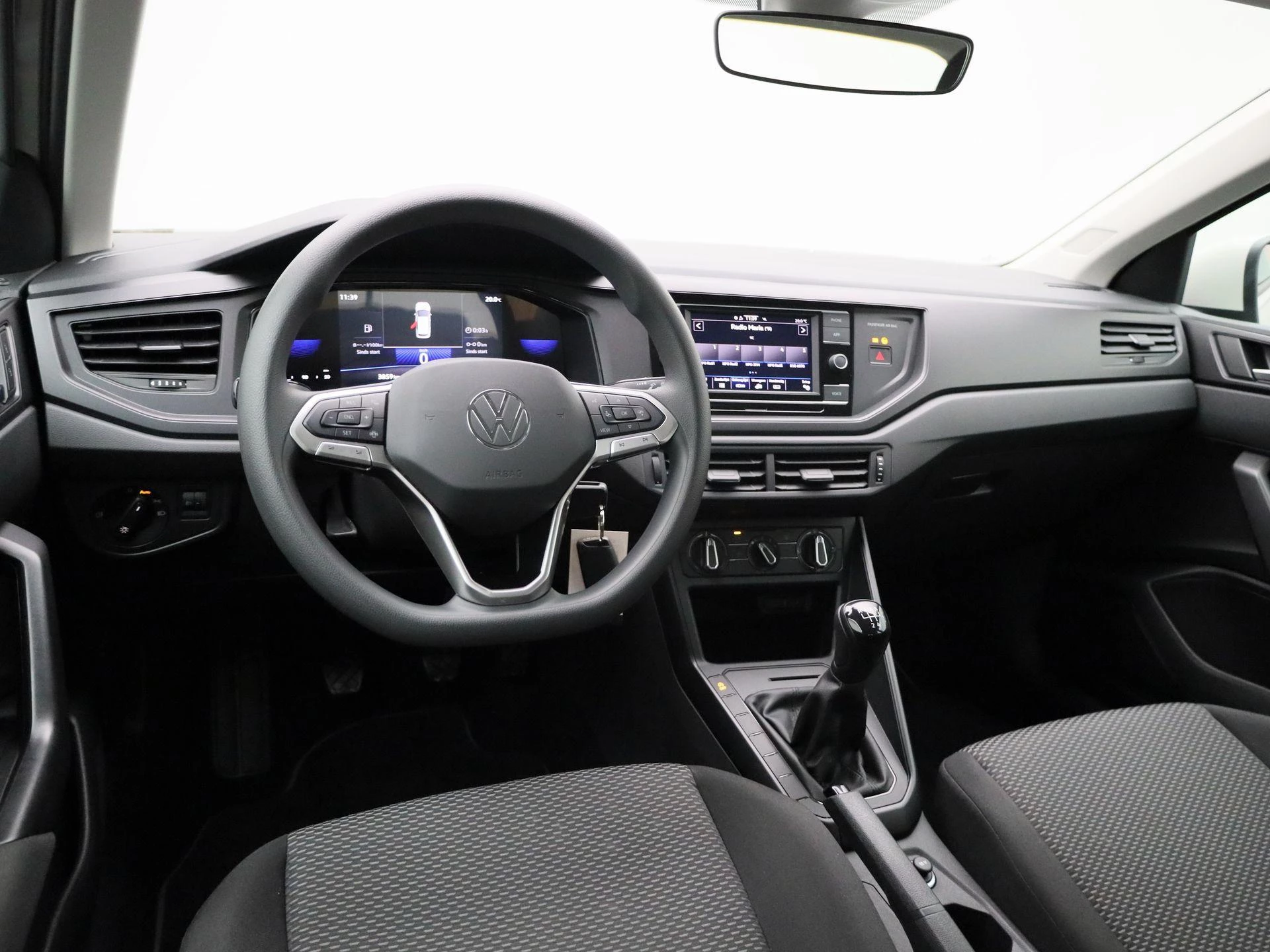 Volkswagen-Taigo-image-6