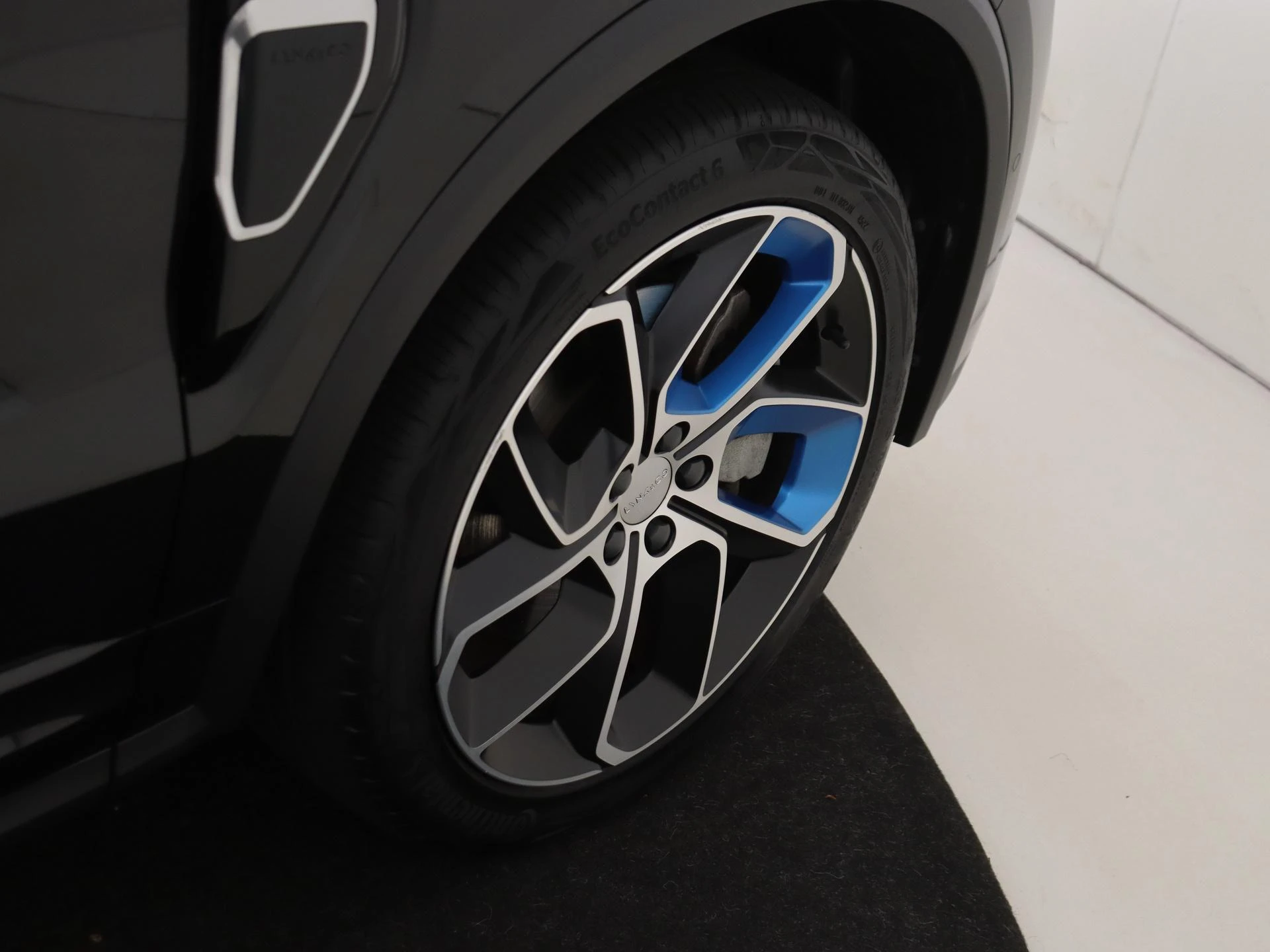 Lynk & Co-01-image-29