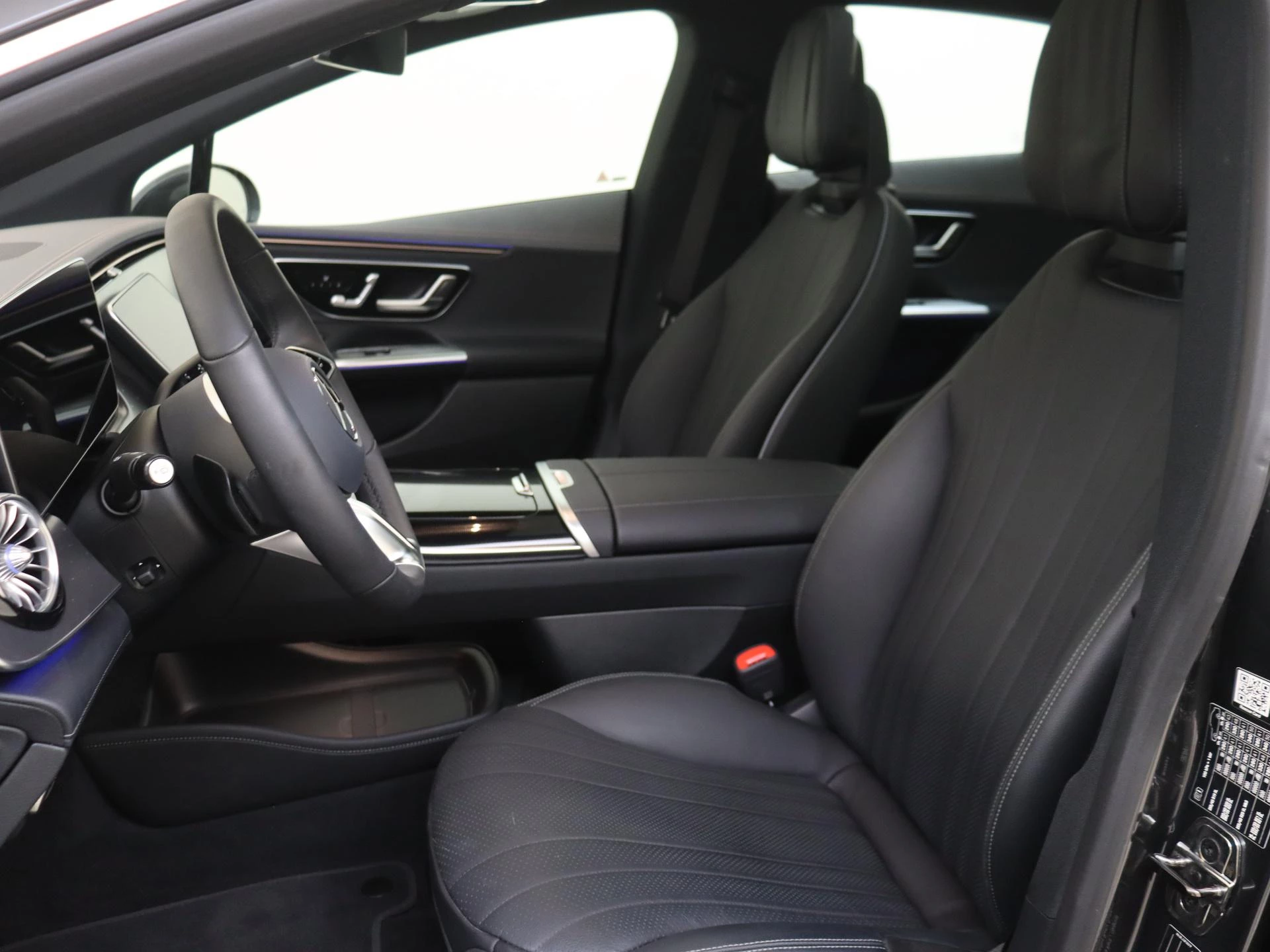 Mercedes-Benz EQE 300 Business Solution Luxury 90 kWh