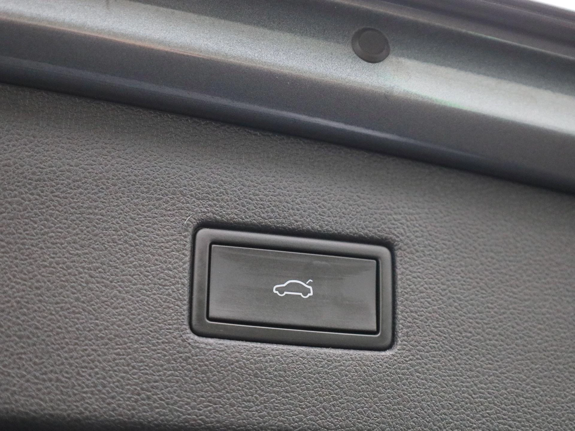 Volkswagen-Tiguan Allspace-image-14