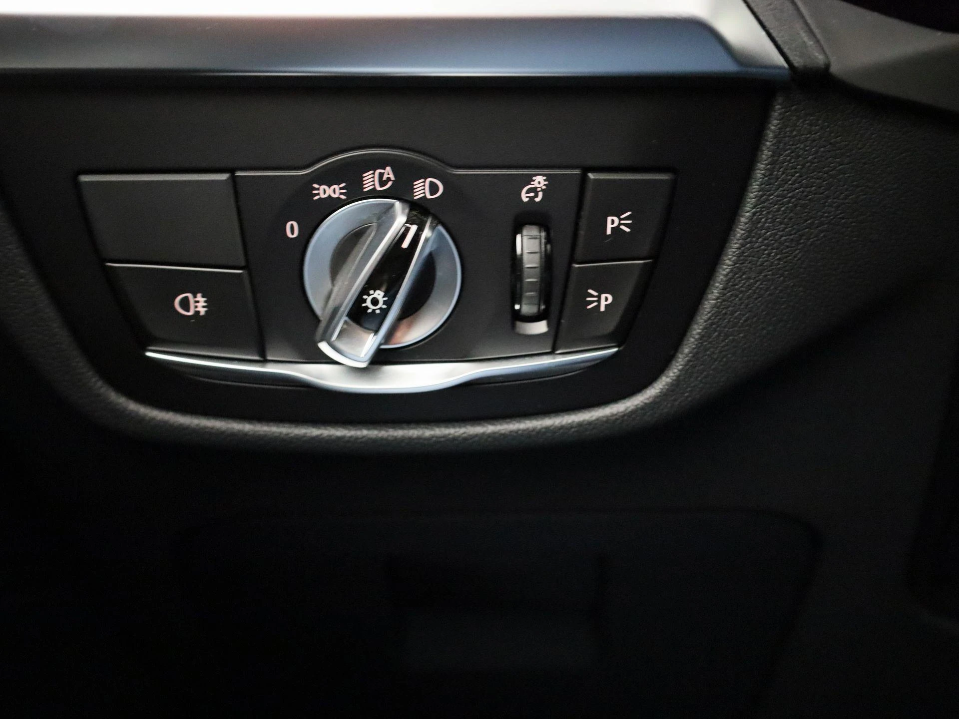 BMW-iX3-image-22