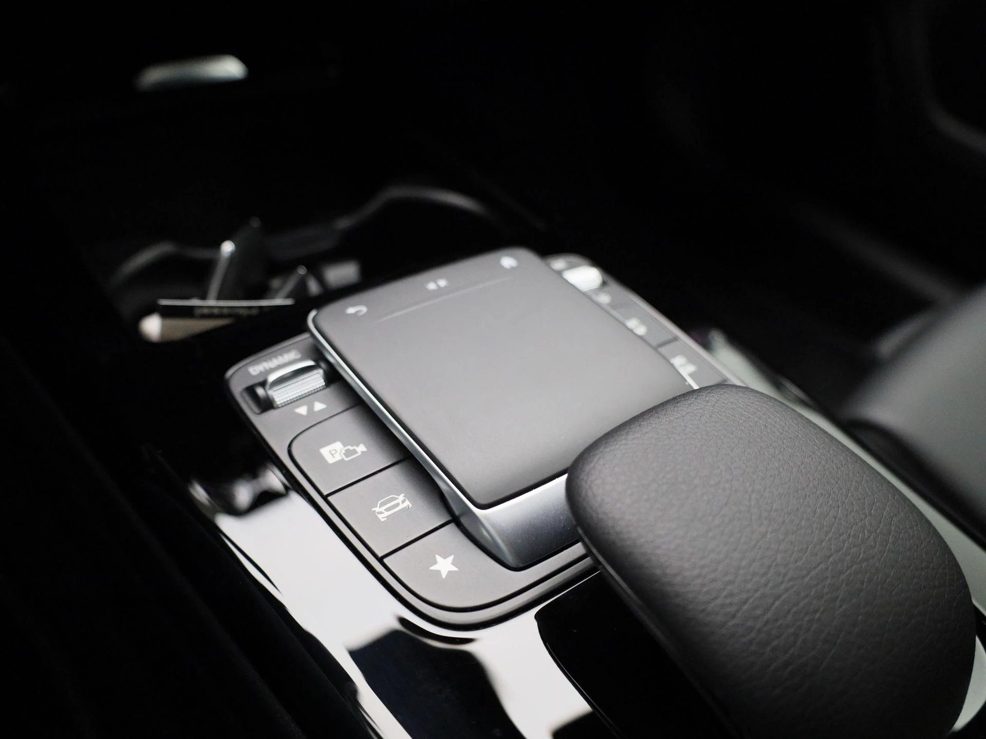Mercedes-Benz-A-Klasse-image-25
