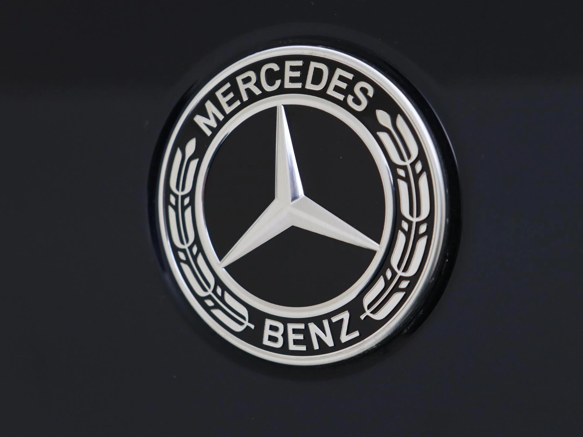 Mercedes-Benz-GLC-image-32