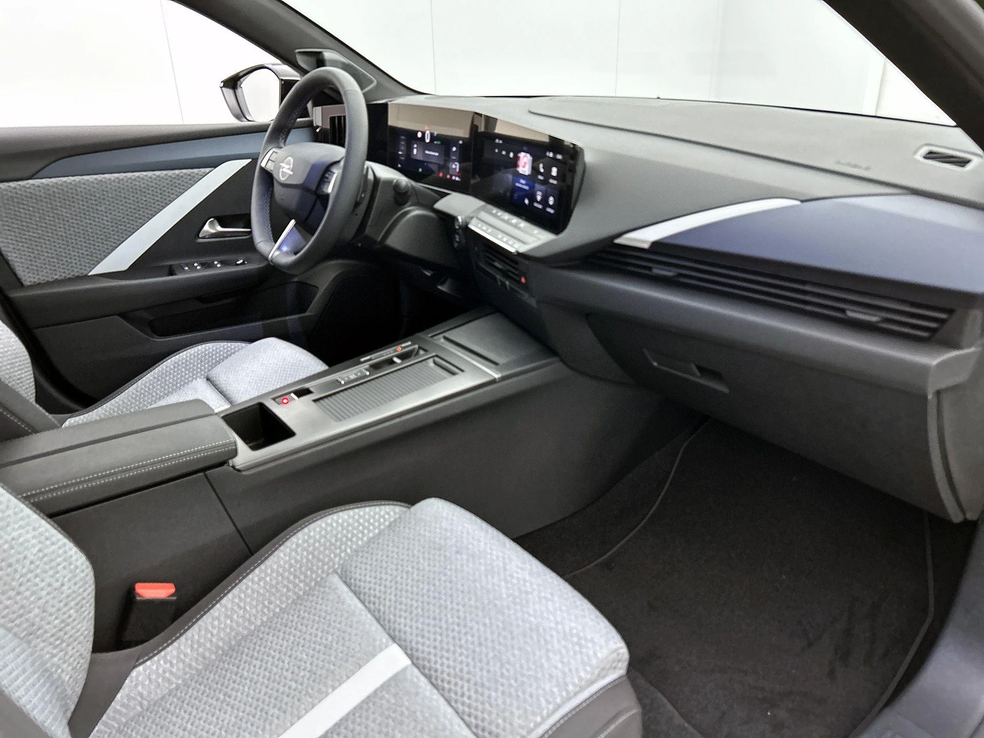 Opel-Astra-image-20