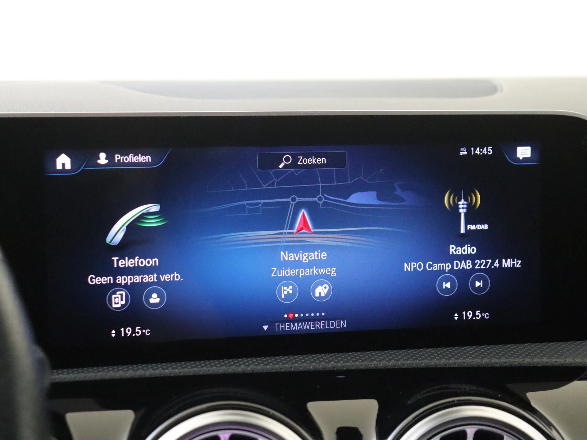Mercedes-Benz CLA 250 Premium Plus