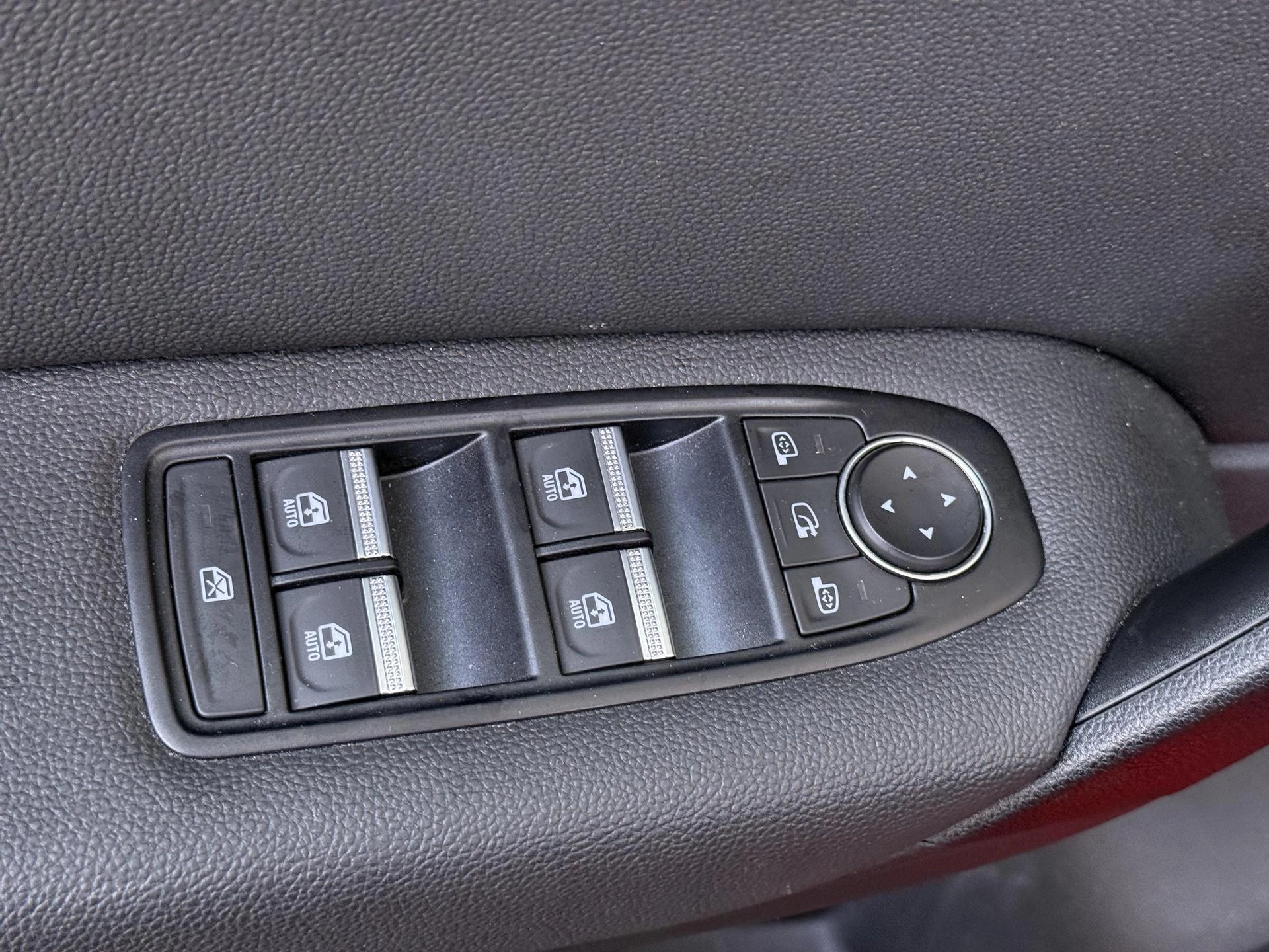 Renault-Captur-image-22