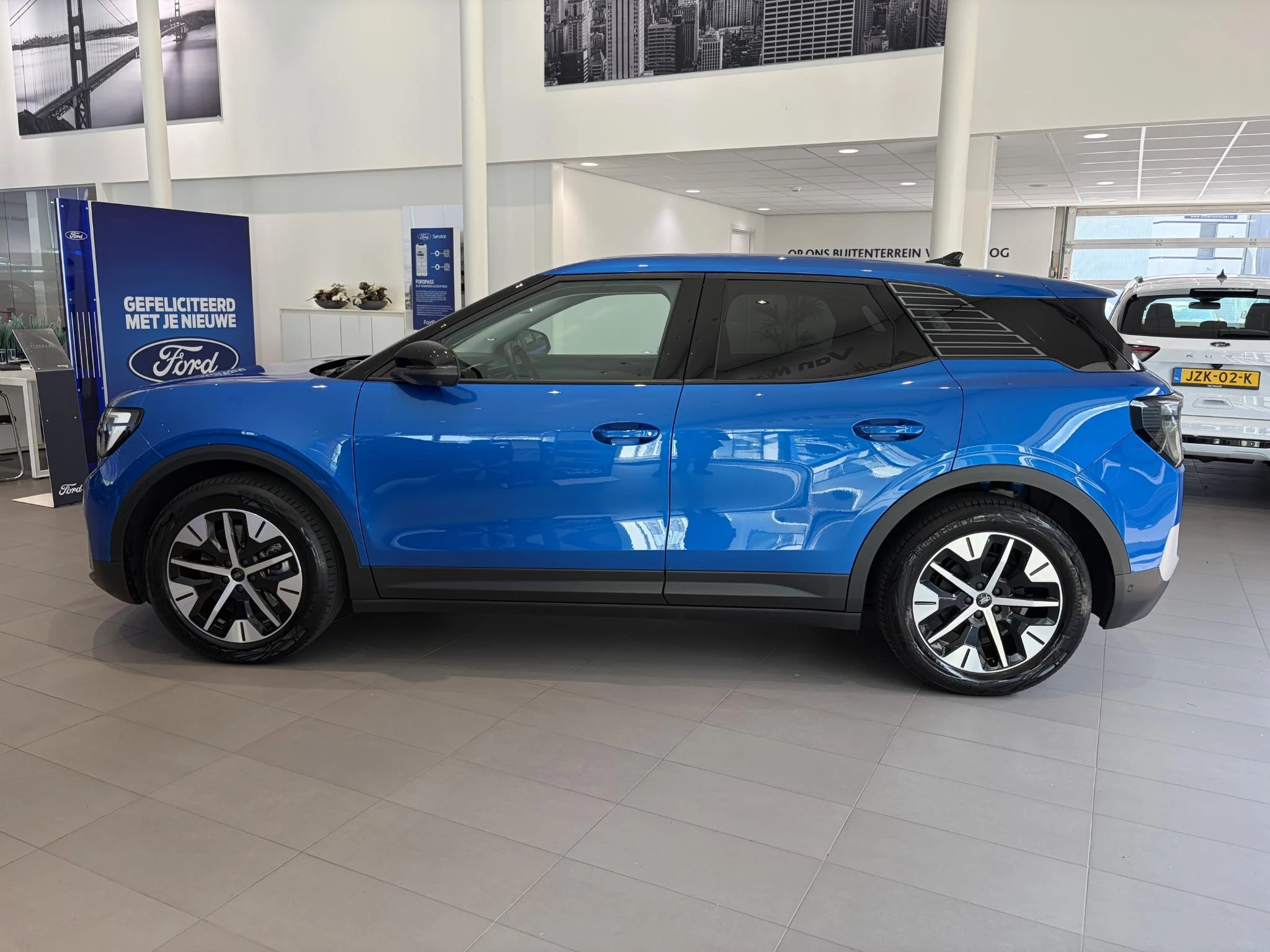Ford Explorer Extended Range RWD 77 kWh