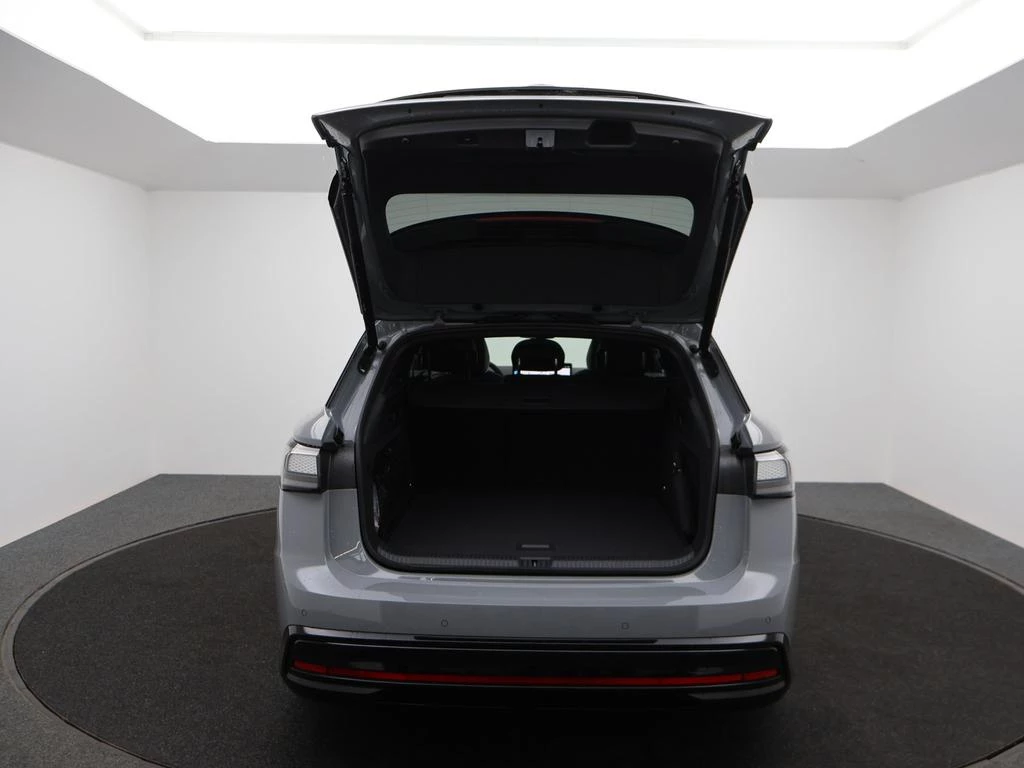 Volkswagen ID.7 Tourer Pro Business Premium 77 kWh 286PK * DEMO *