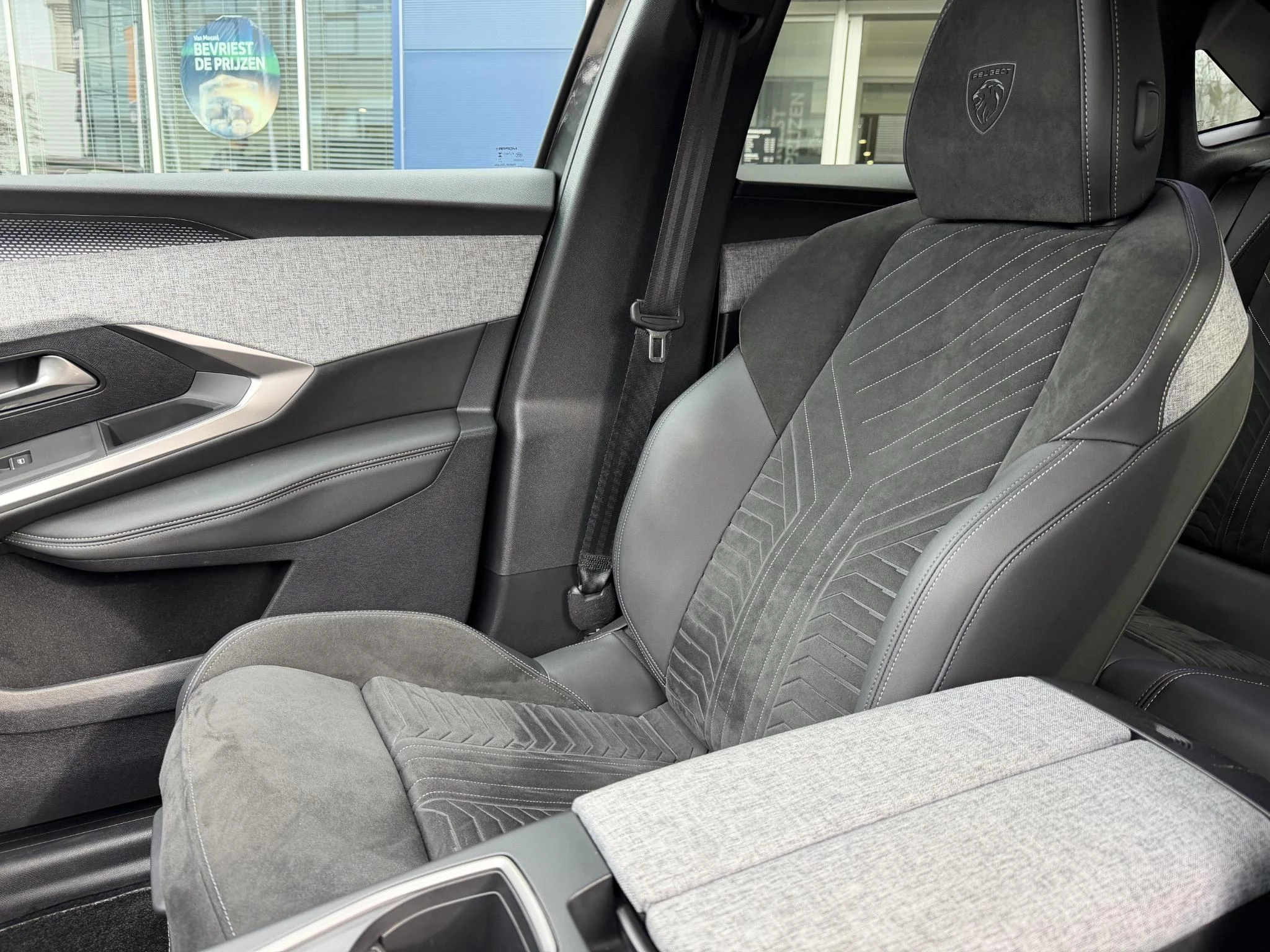 Peugeot-3008-image-23