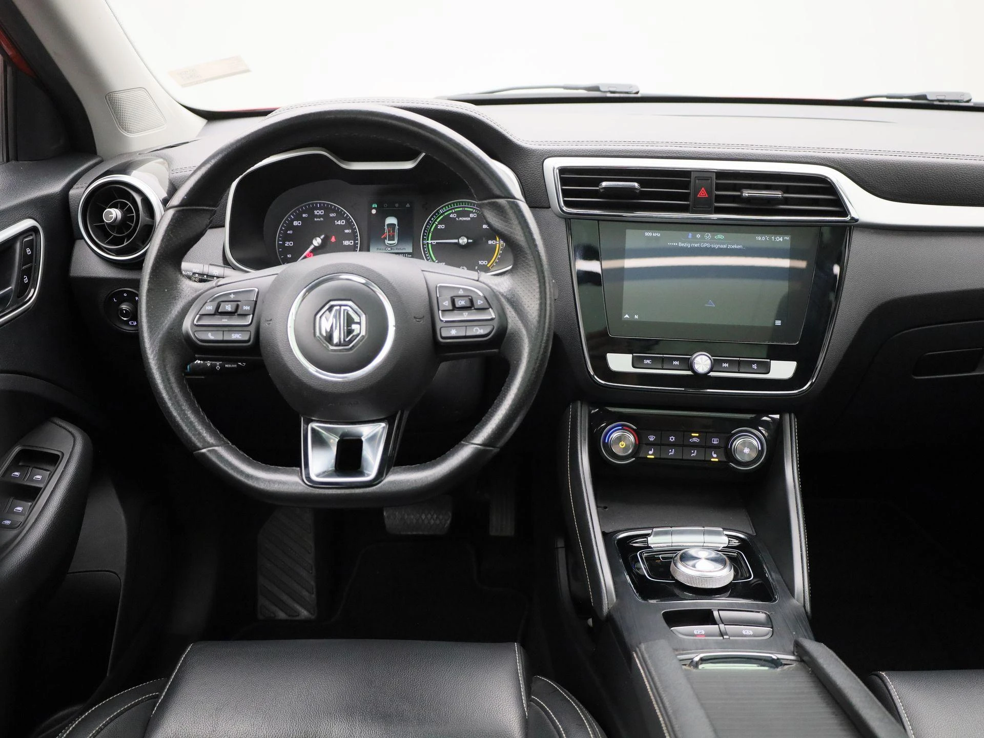 MG-ZS EV-image-6