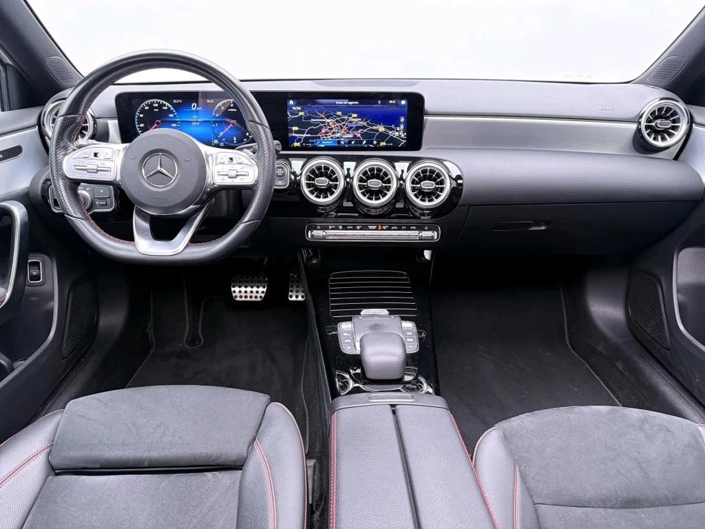 Mercedes-Benz-A-Klasse-image-5