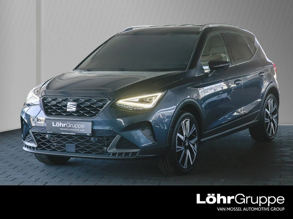 SEAT-Arona-image-0