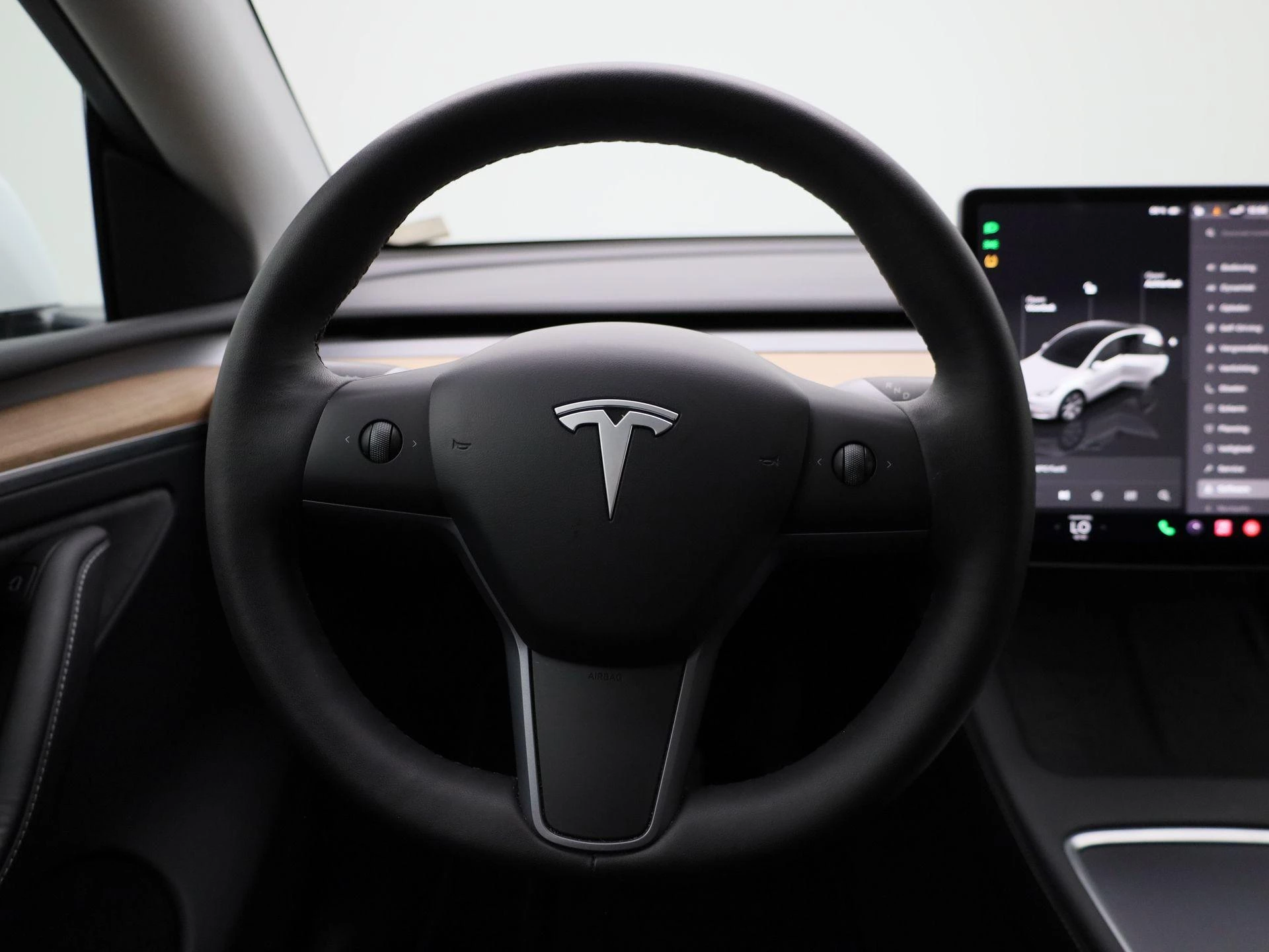 Tesla Model Y Long Range Dual Motor AWD