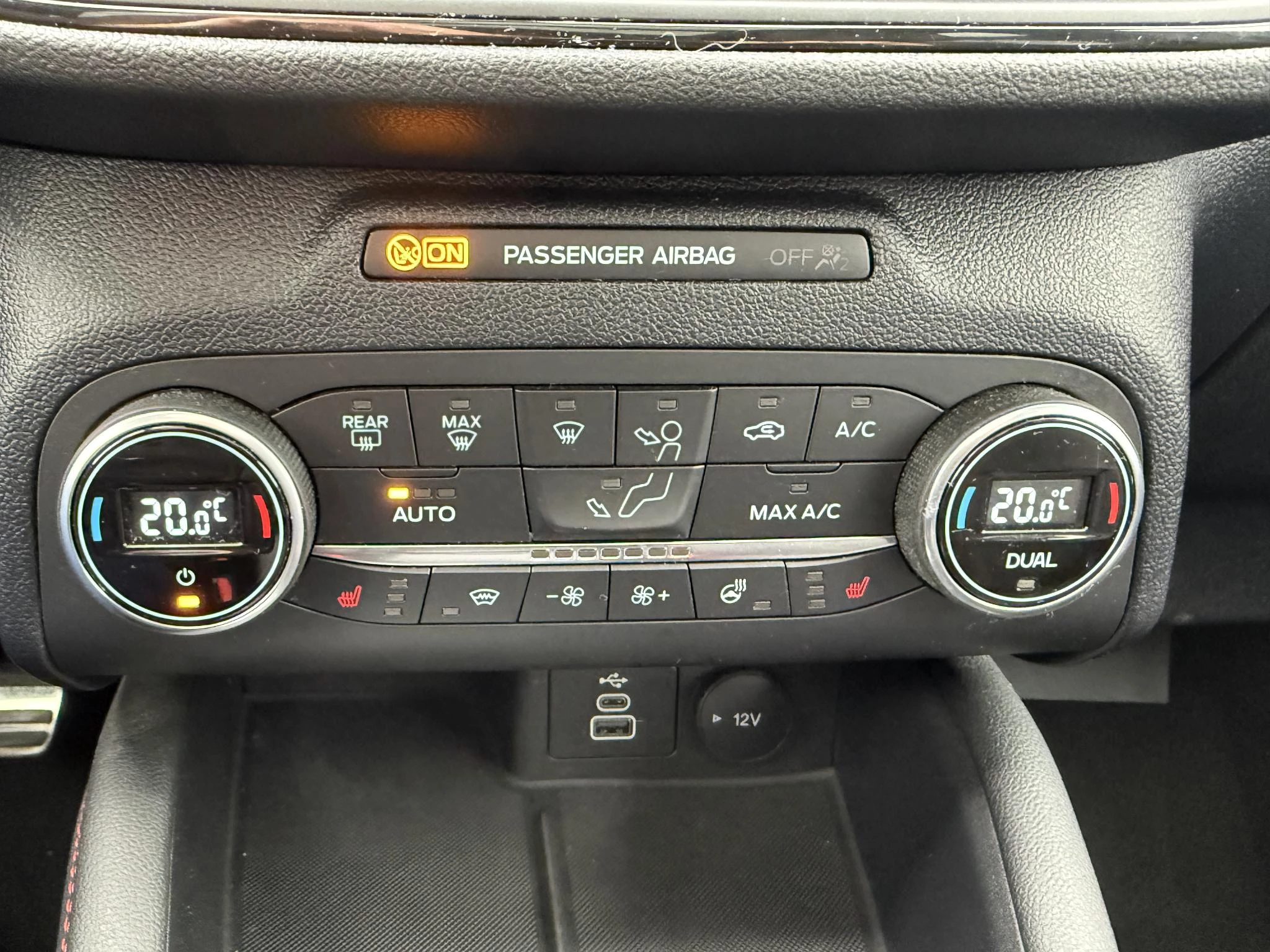 Ford-Kuga-image-21