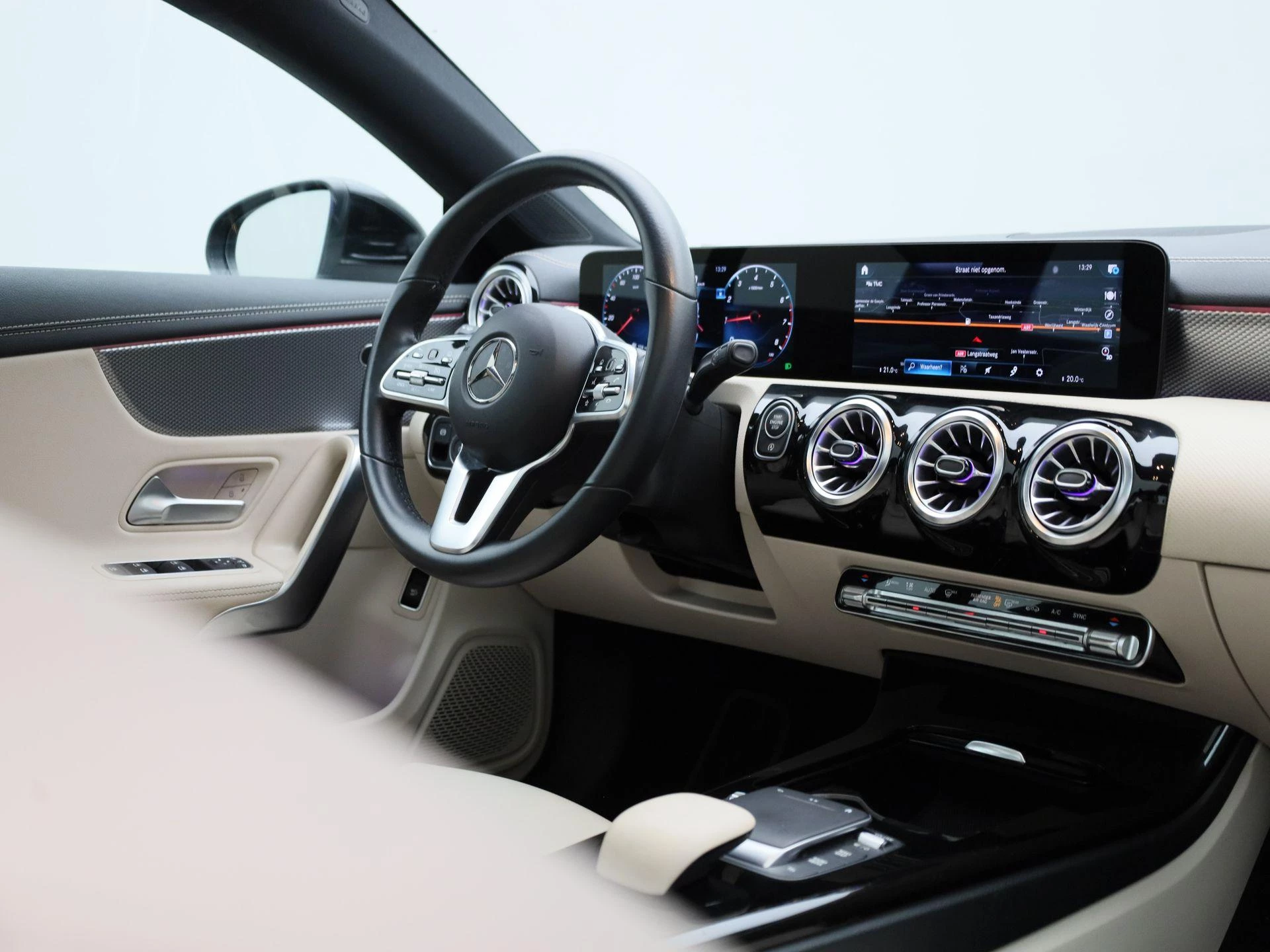 Mercedes-Benz CLA Shooting Brake 200 Business Solution