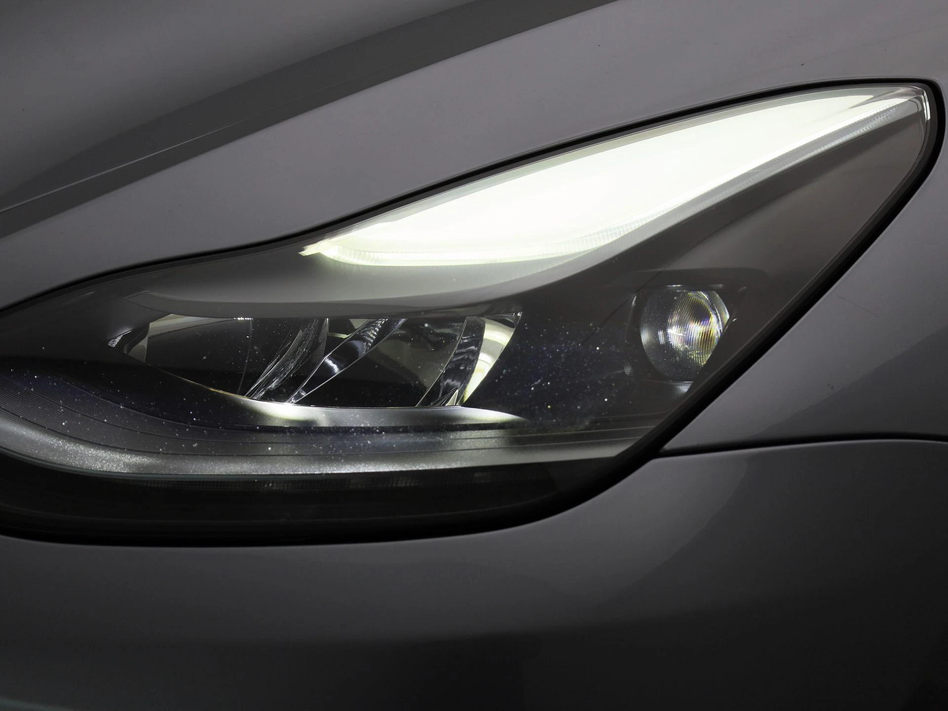 Tesla-Model Y-image-15