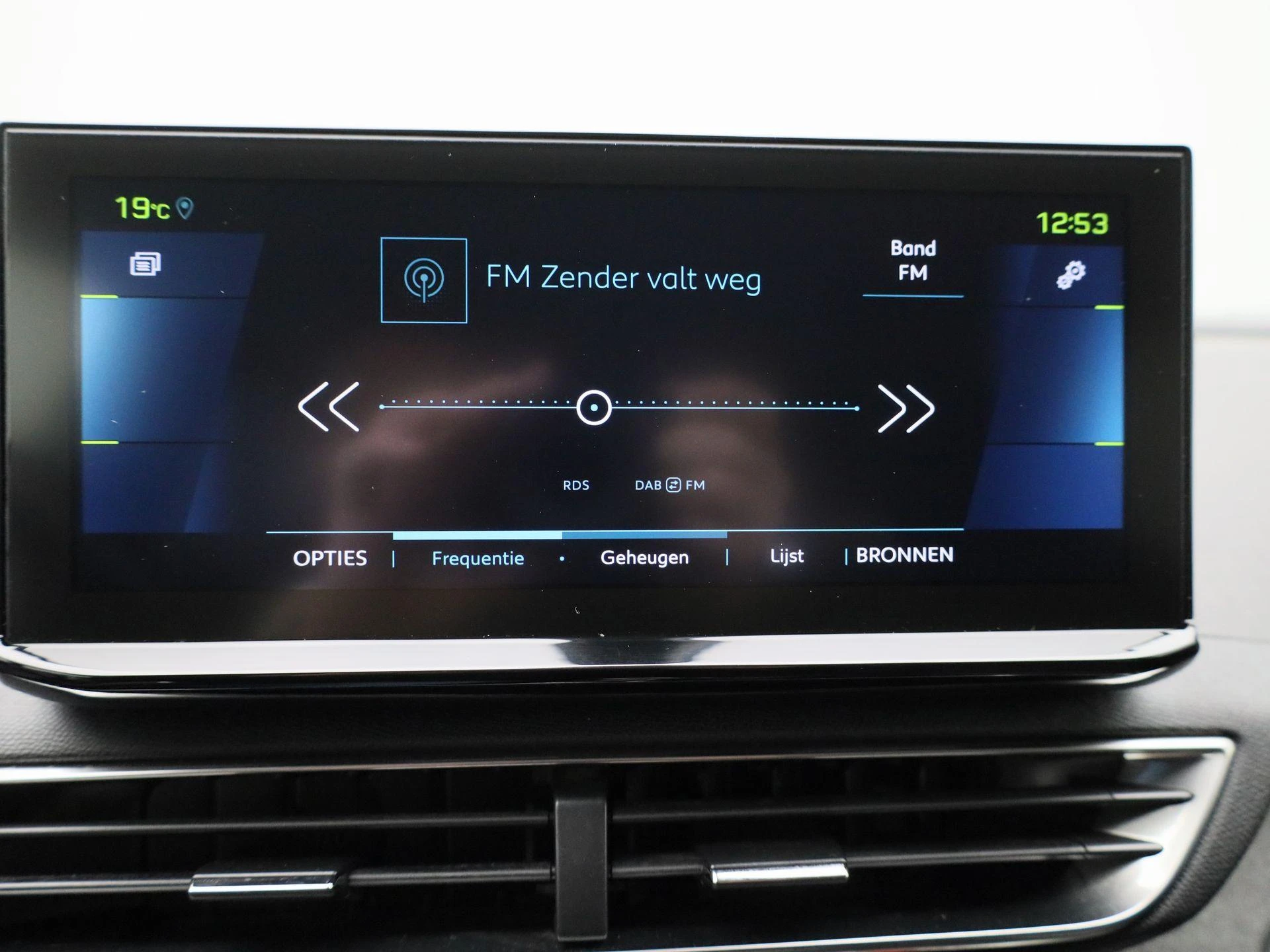 Peugeot-3008-image-17