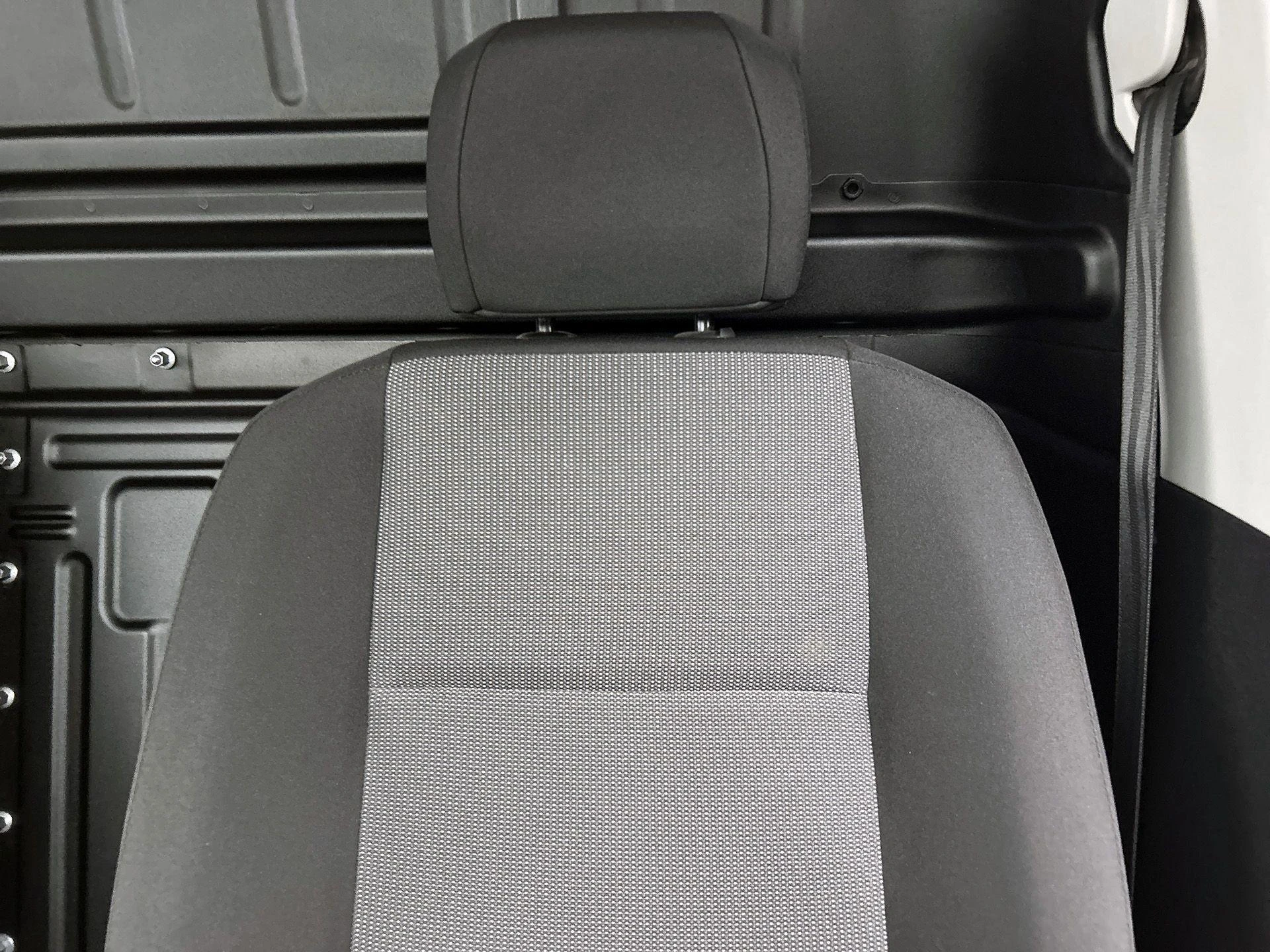 Peugeot-Partner-image-26