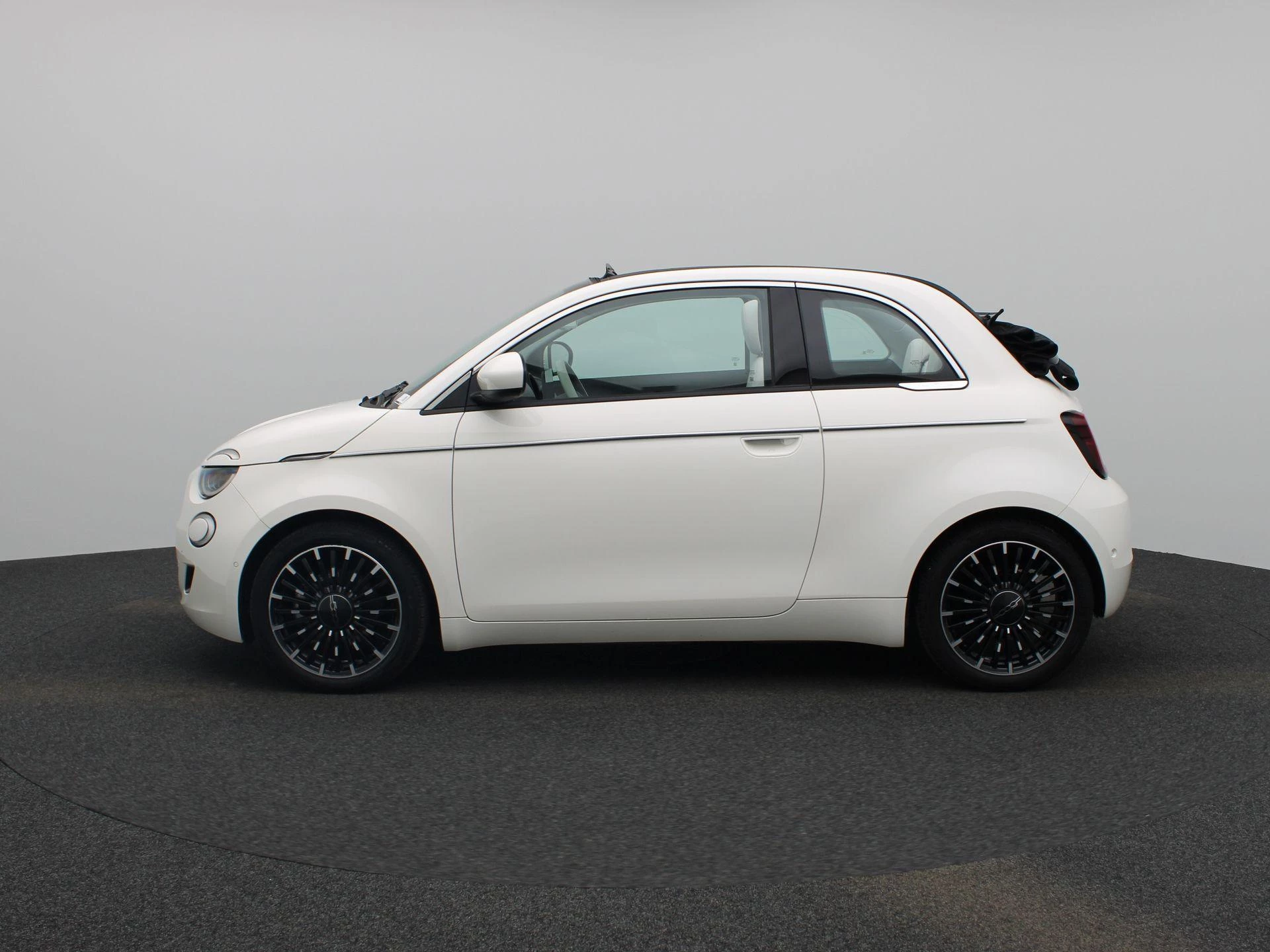 Fiat-500C-image-3