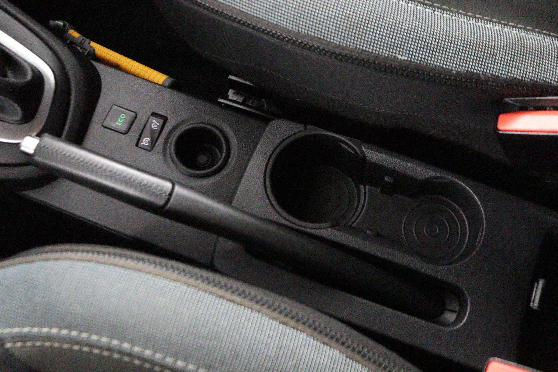 Renault-Captur-image-51