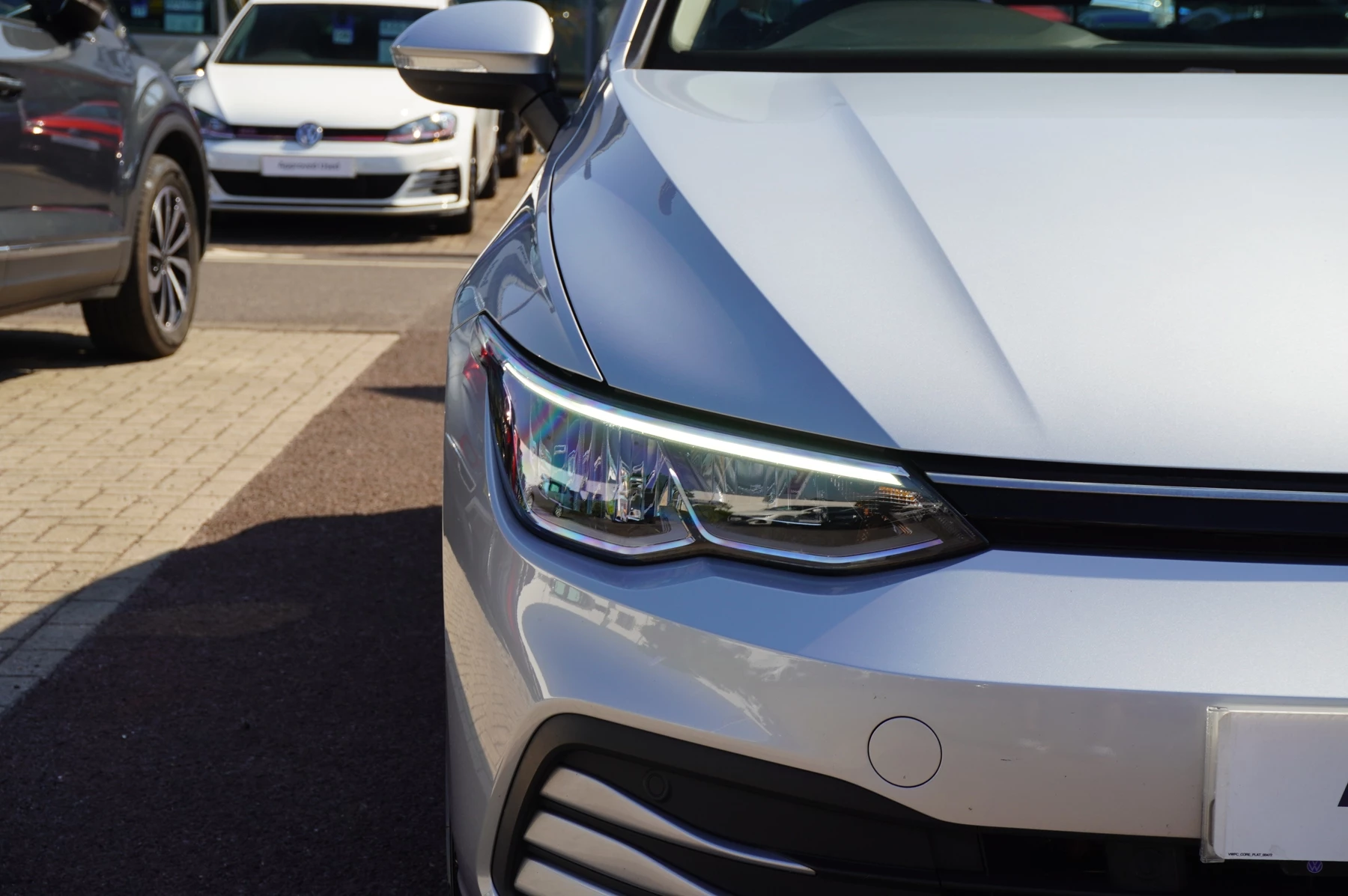 Volkswagen-Golf-image-31