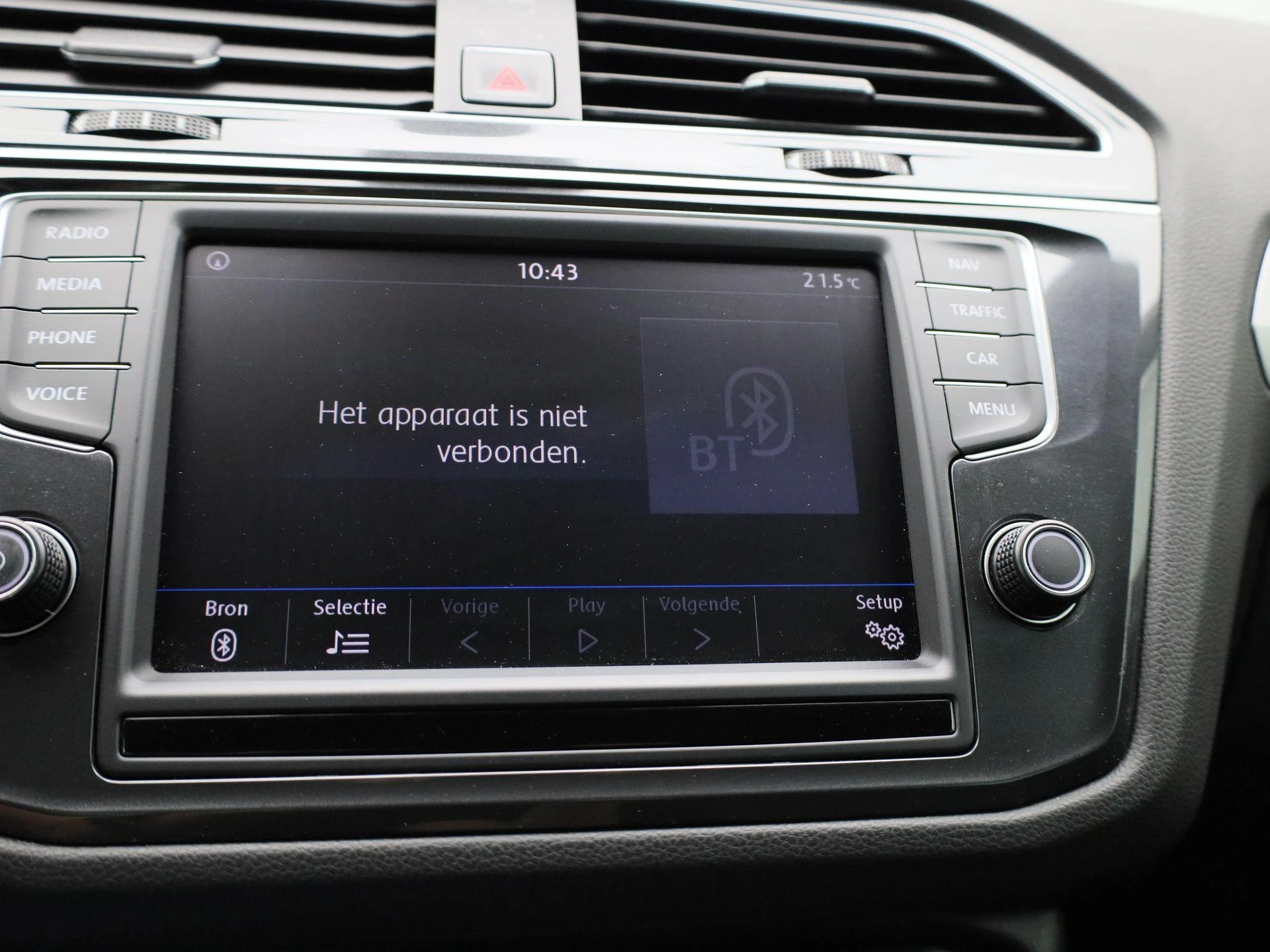 Volkswagen-Tiguan-image-17