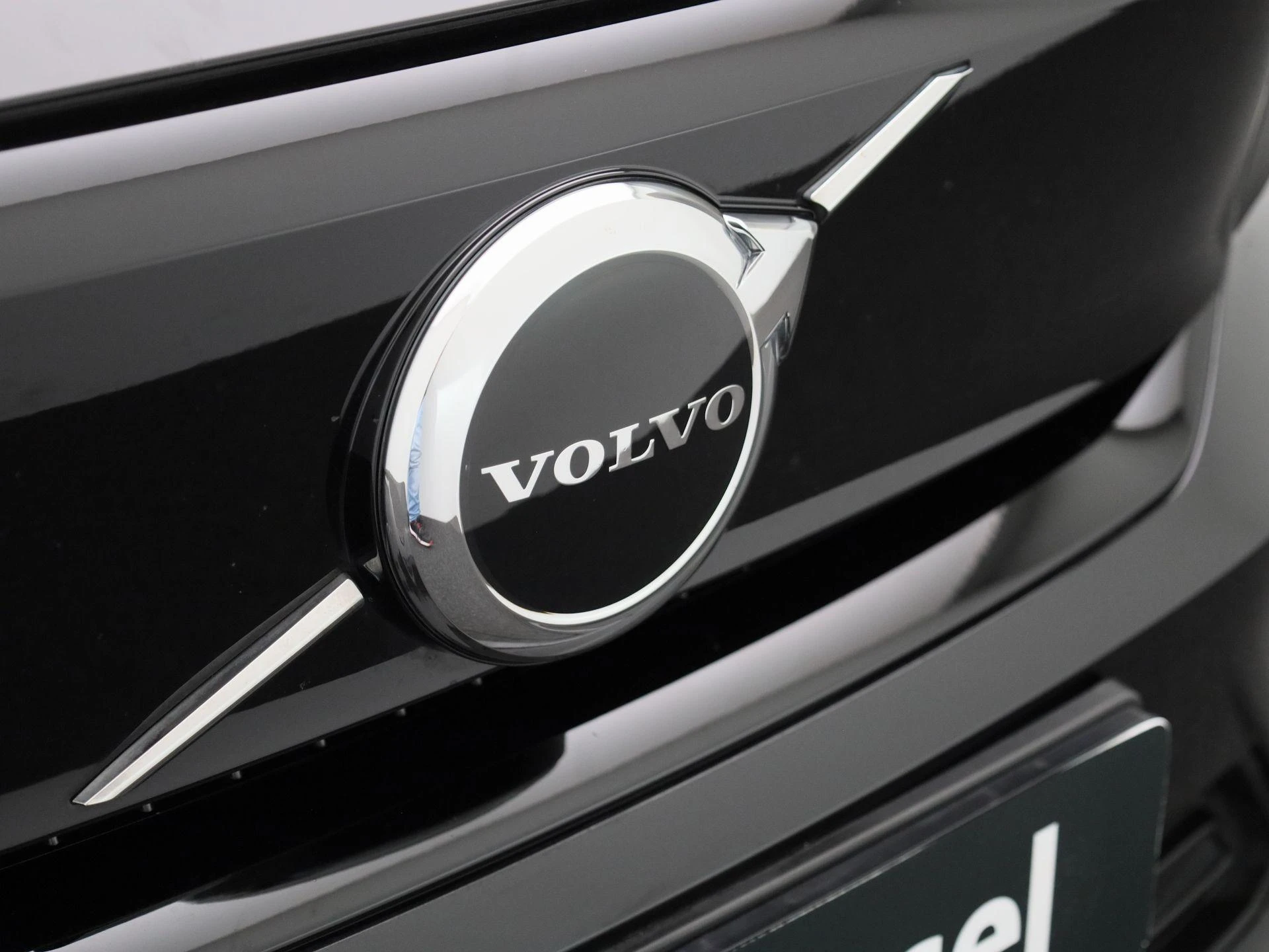 Volvo-EX40-image-29