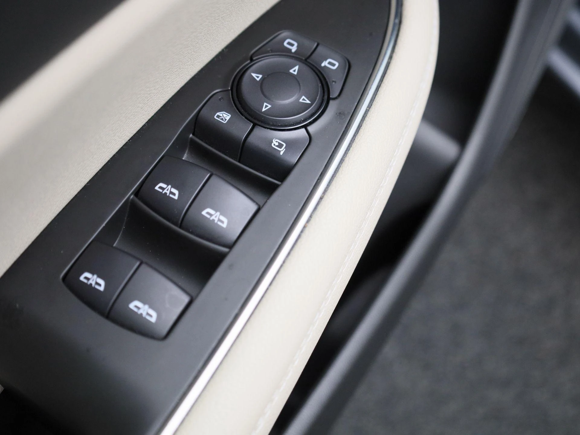 Opel-Insignia-image-28