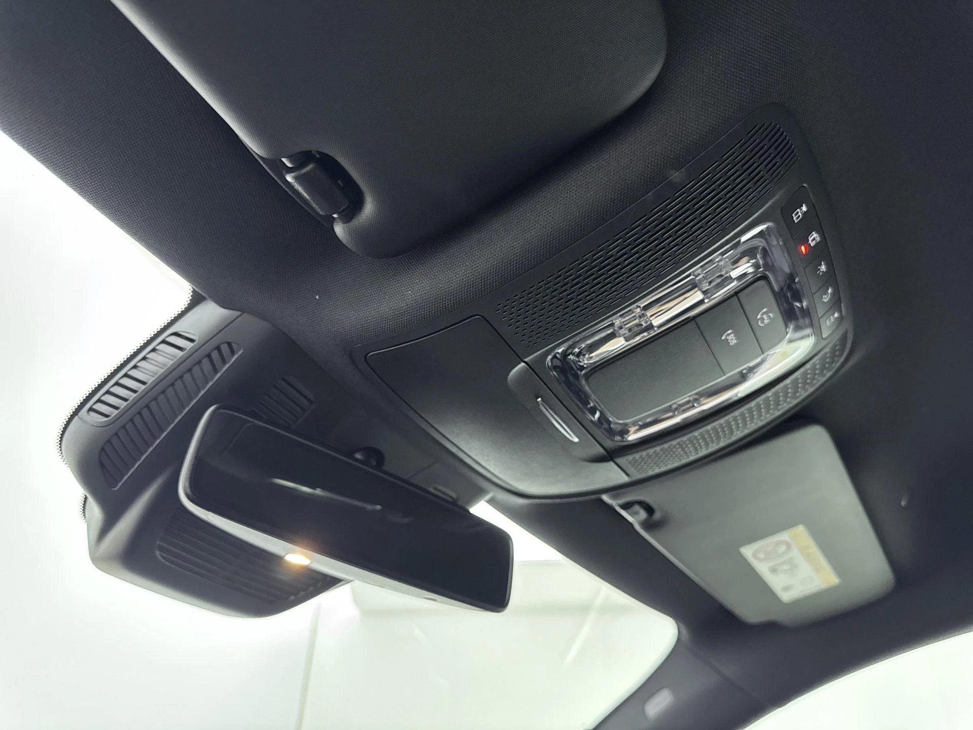 Mercedes-Benz-A-Klasse-image-9