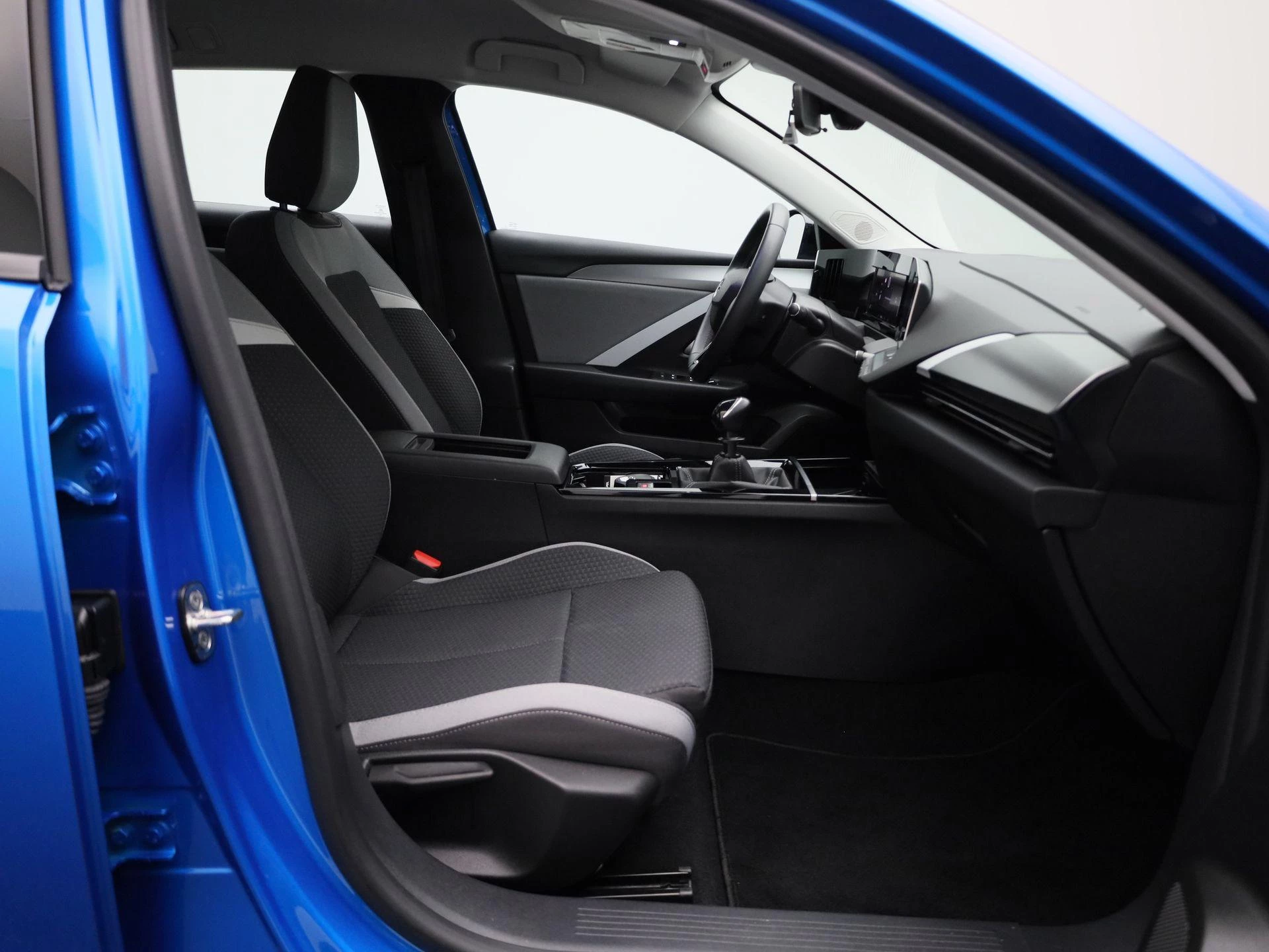 Opel-Astra-image-29