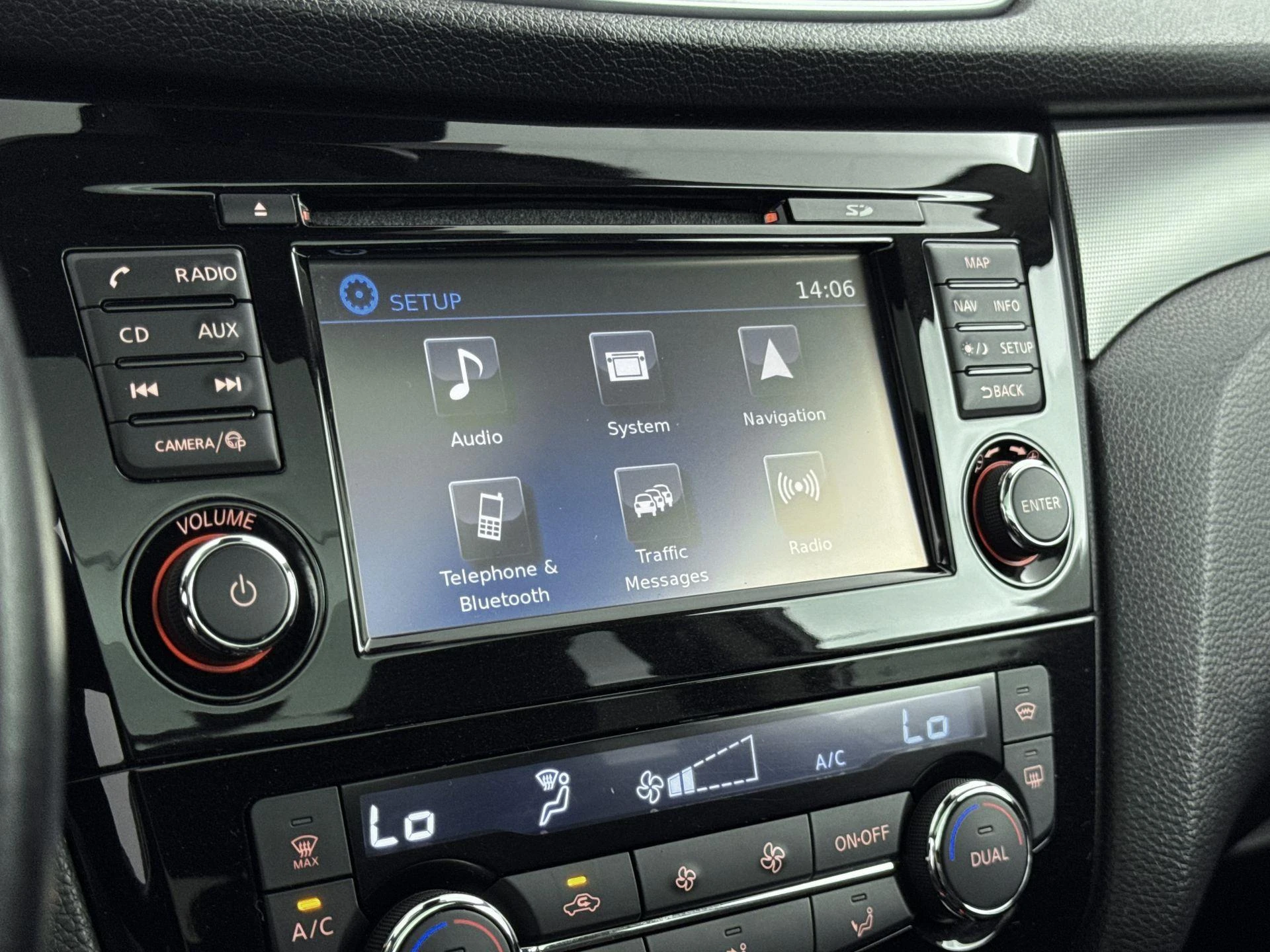 Nissan-QASHQAI-image-15