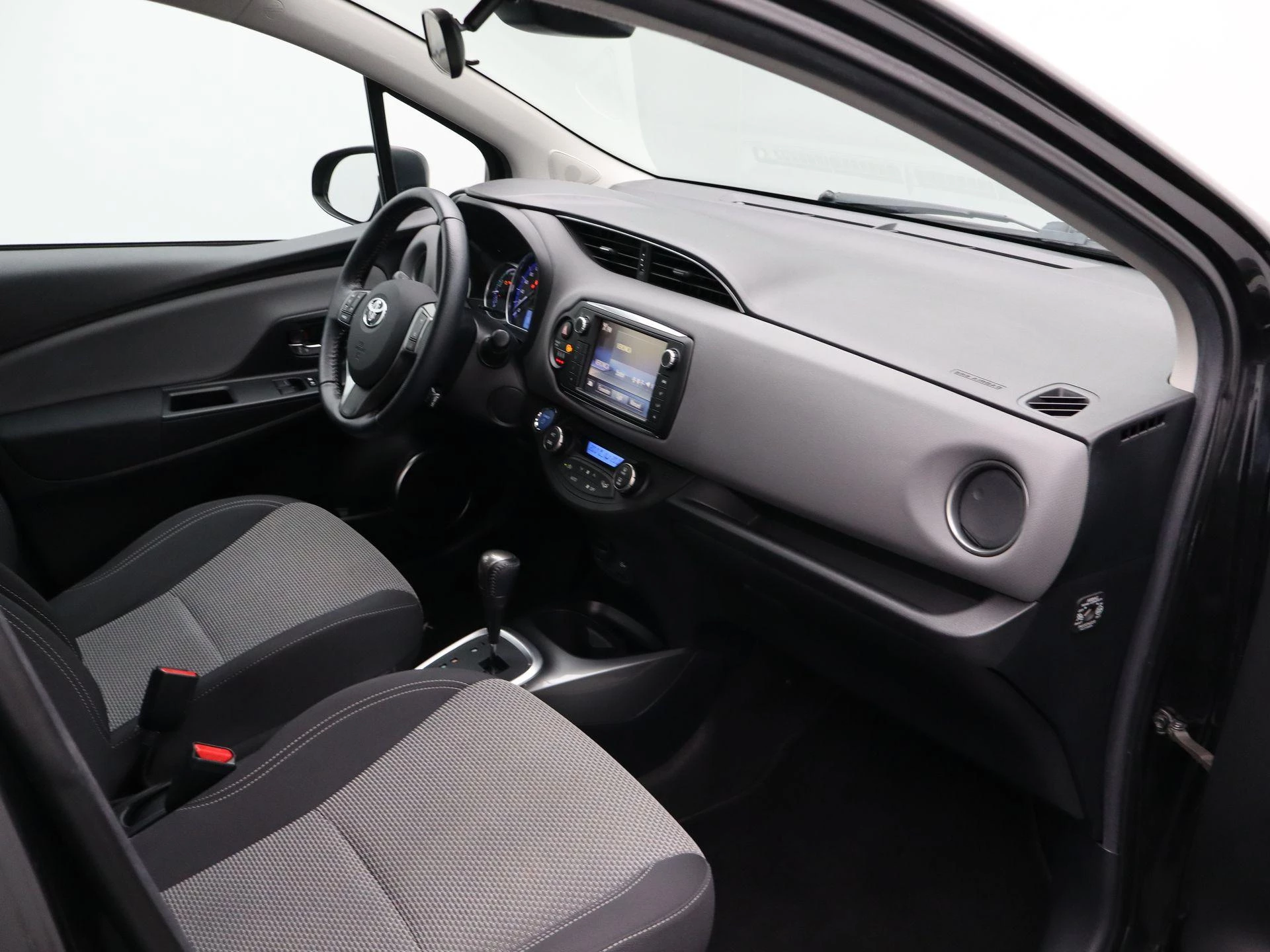 Toyota Yaris 1.5 Hybrid Trend Automaat |