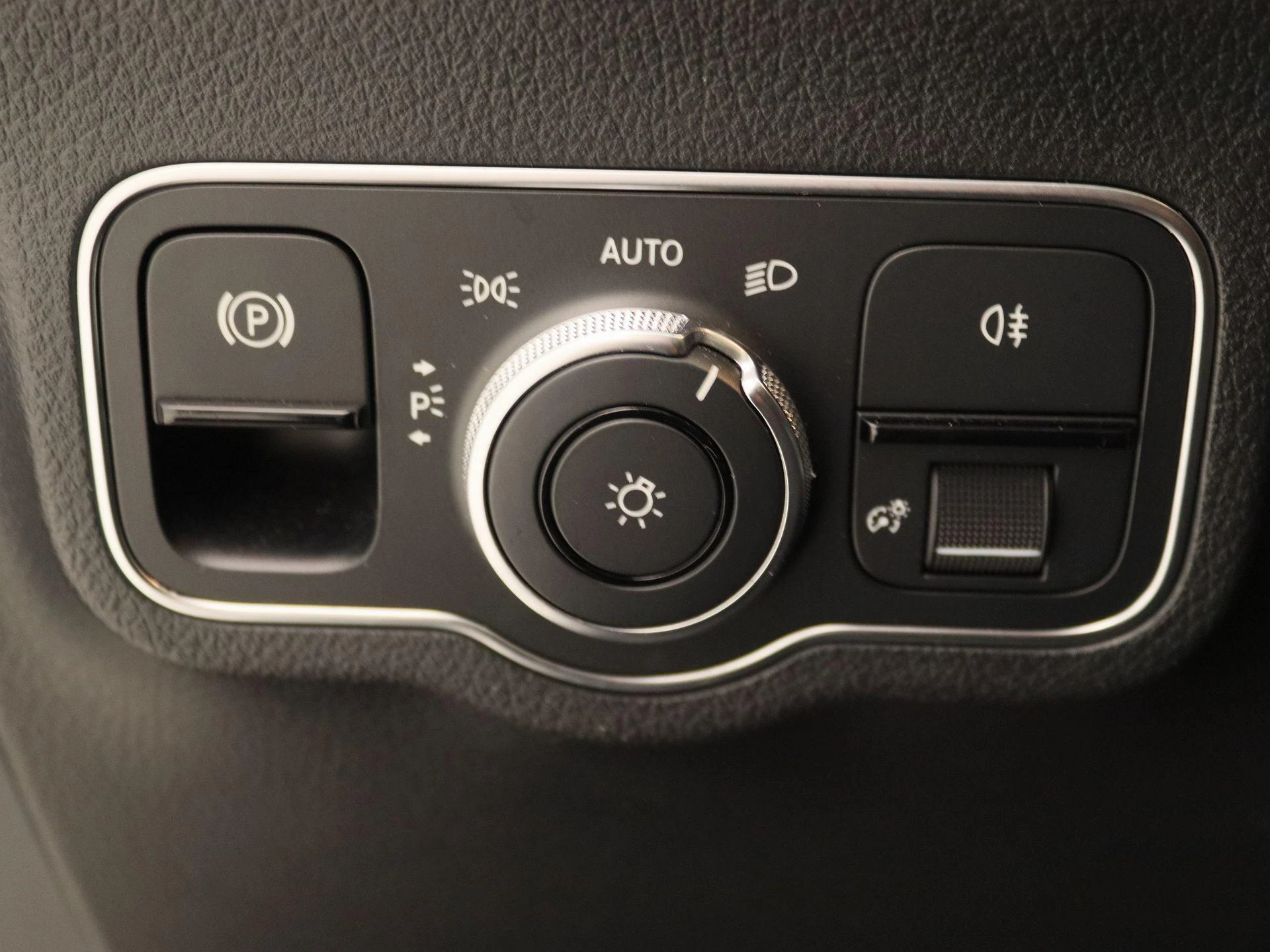 Mercedes-Benz B-Klasse 180 Business Solution Plus