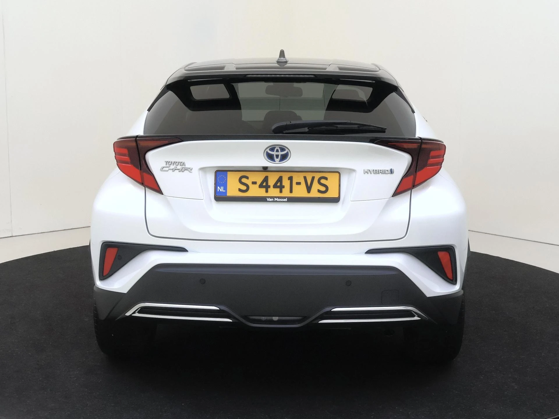 Toyota C-HR 2.0 Hybrid Executive AUTOMAAT