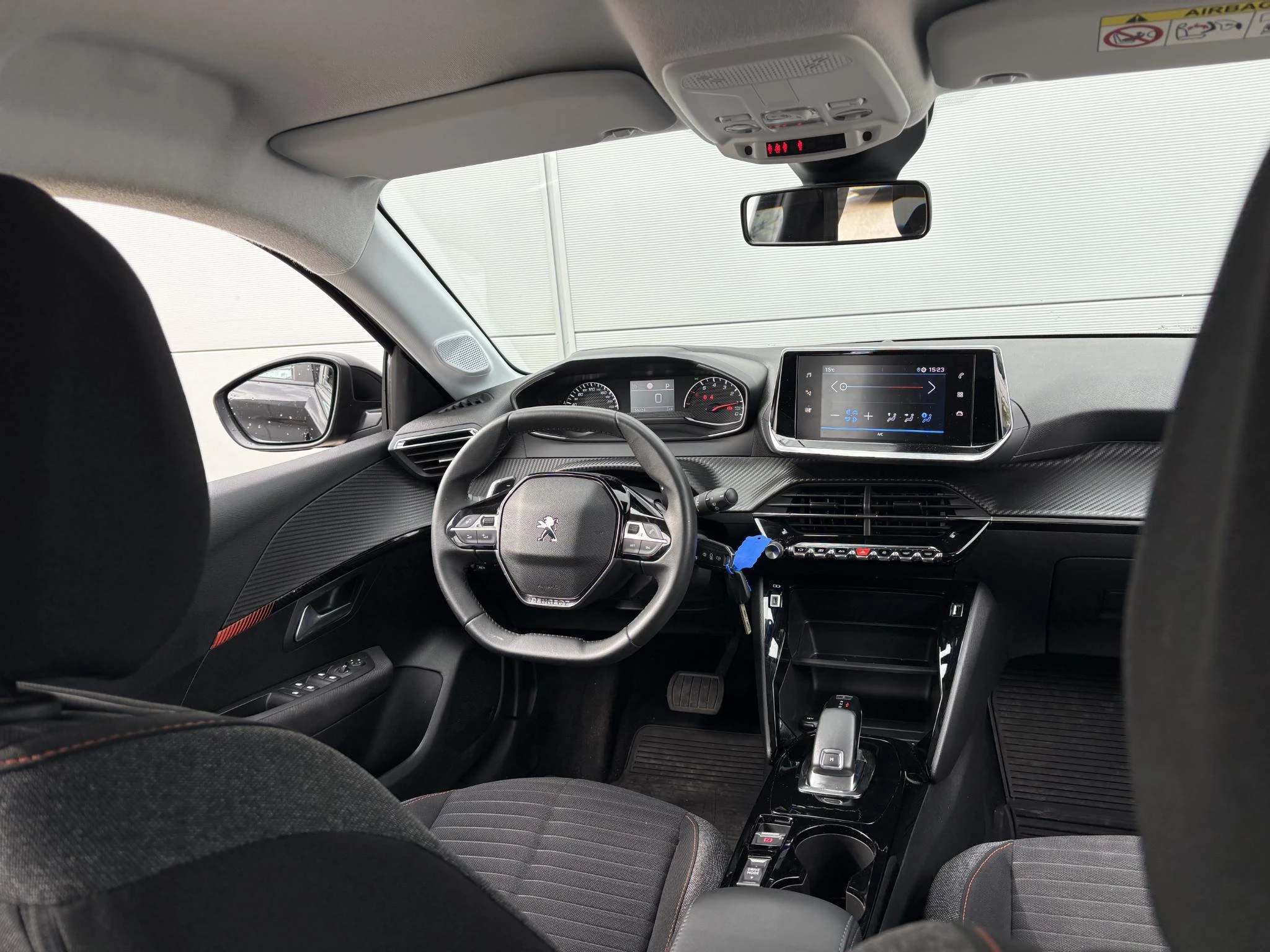 Peugeot-208-image-9