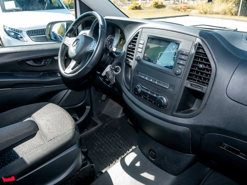 Mercedes-Benz-Vito 114-image-9